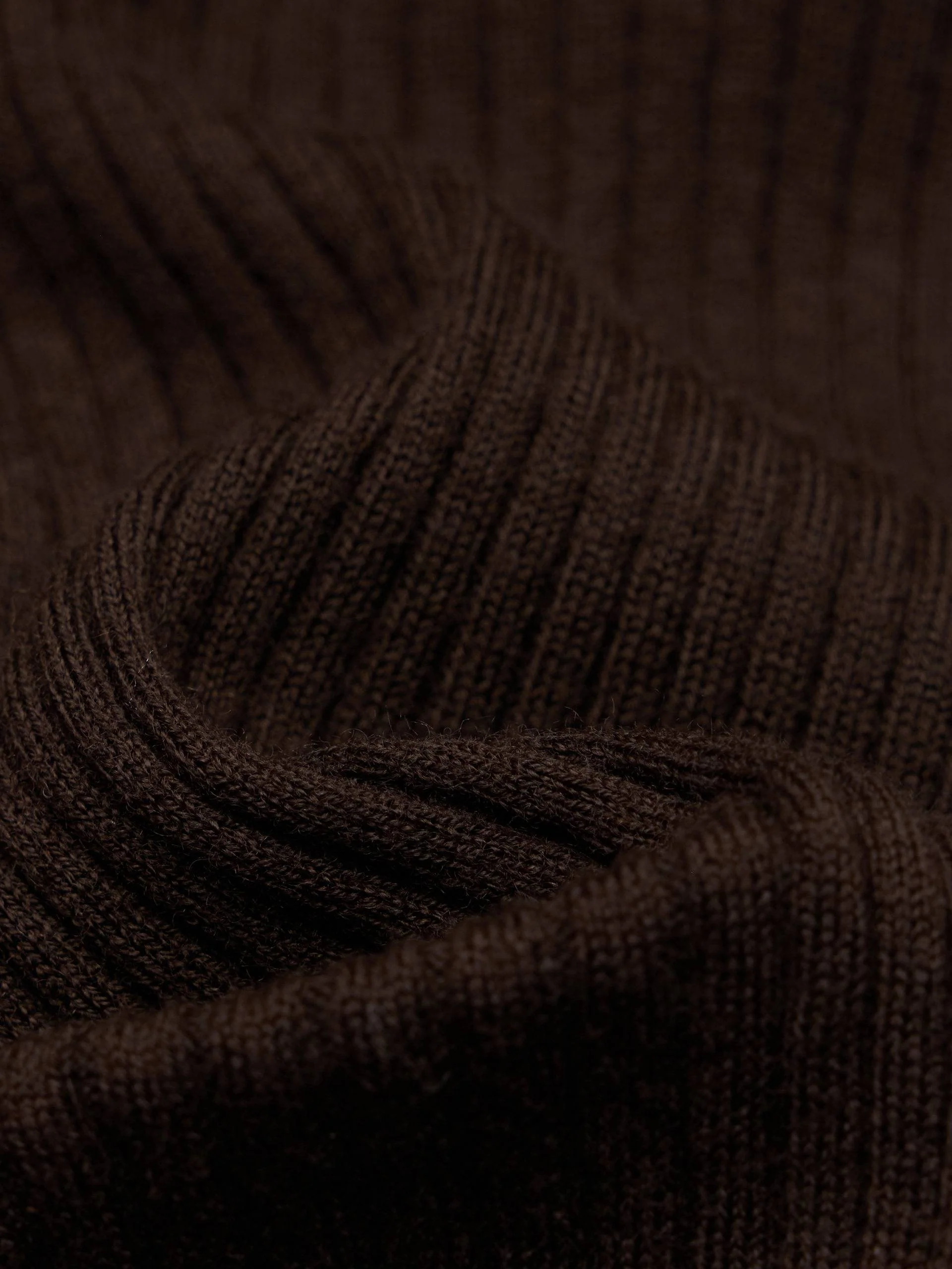 Fitted V-neck Button Cardigan - Image 4