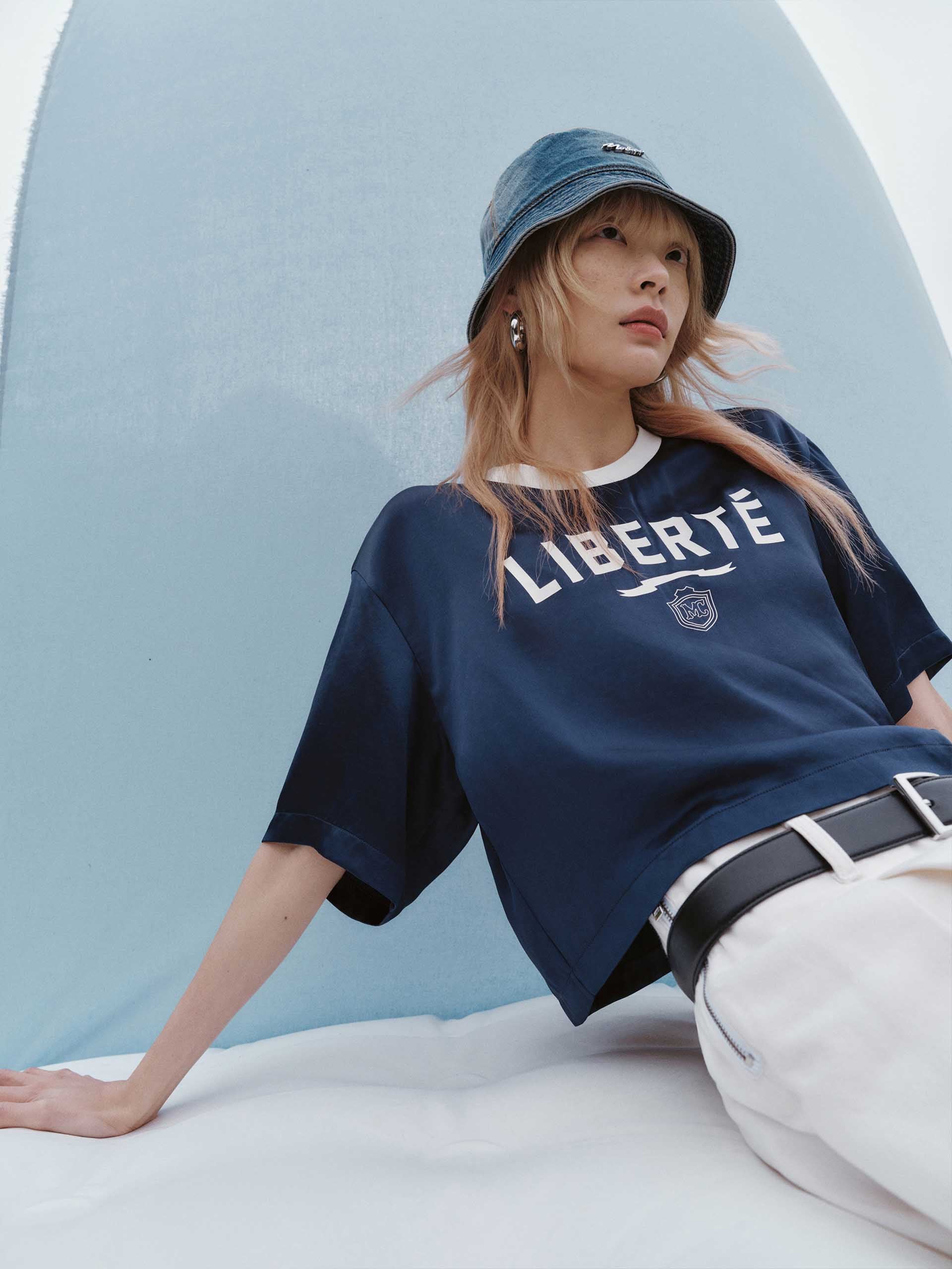 Front Letter Loose T-shirt - Image 6
