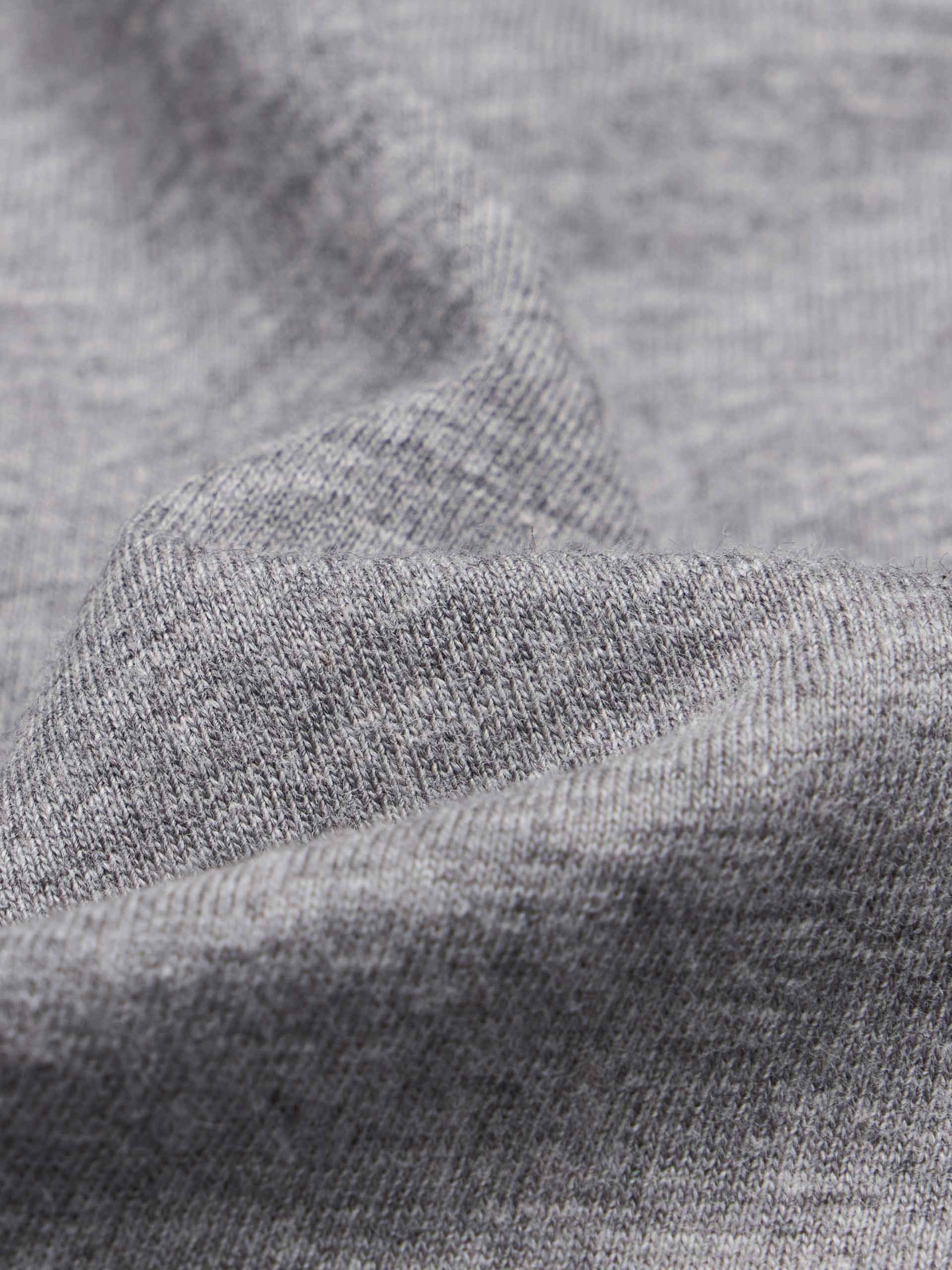 Front Letter Printed T-shirt - Image 4