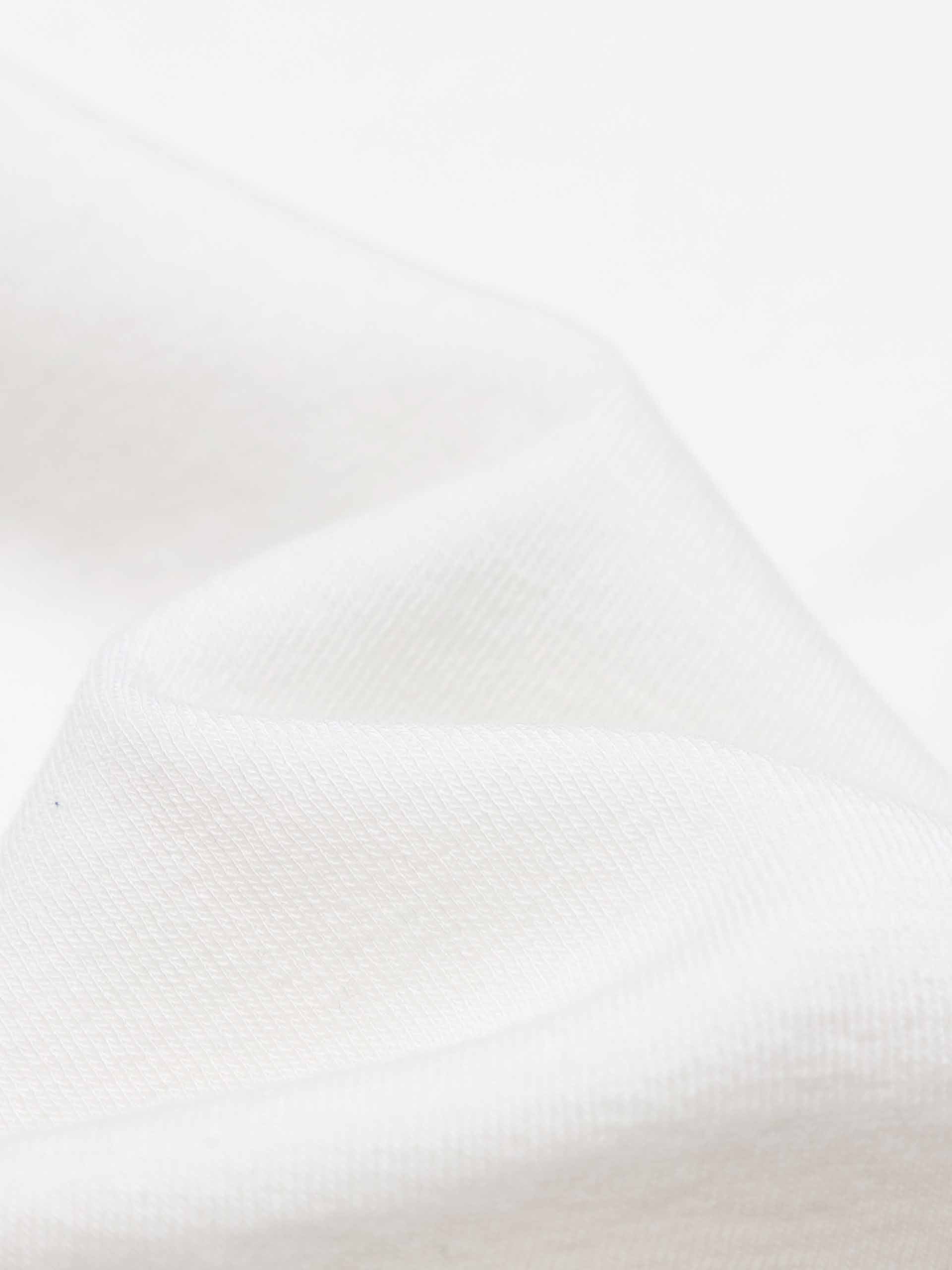Front Logo Cropped T-shirt - Image 4