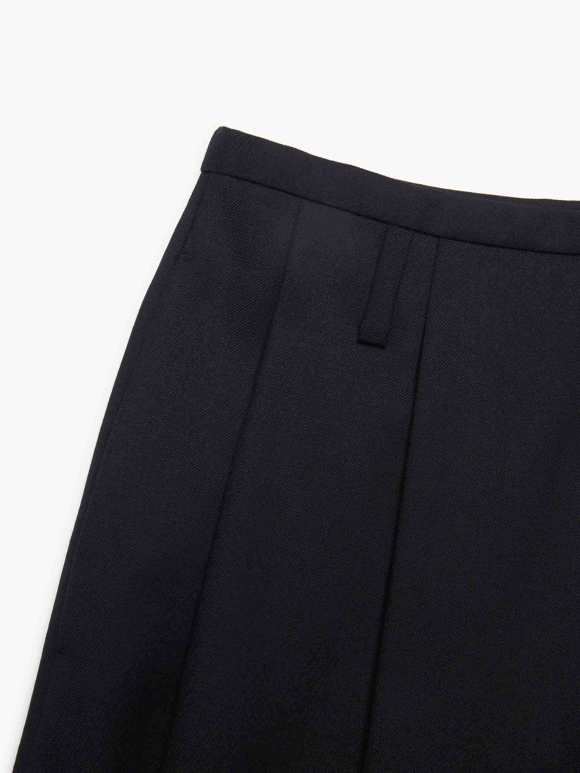 Front Pleated Relaxed Pants - Image 13