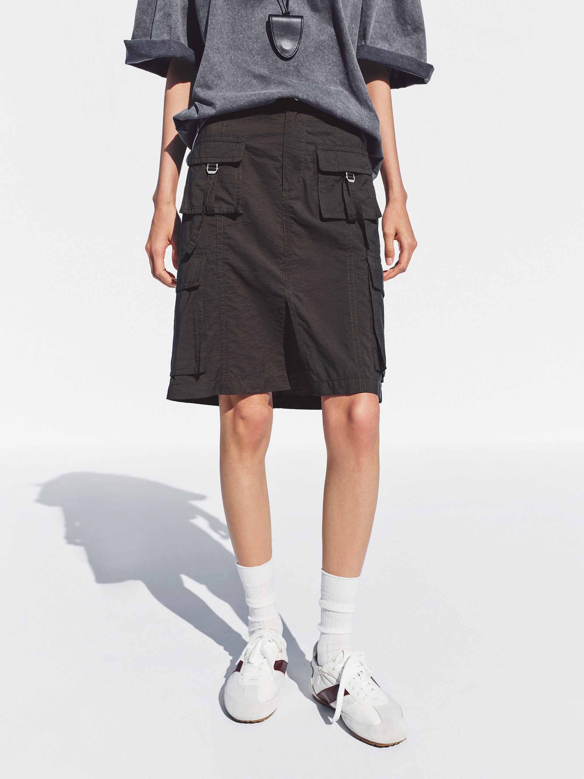 Front Slit Cargo Mid Skirt