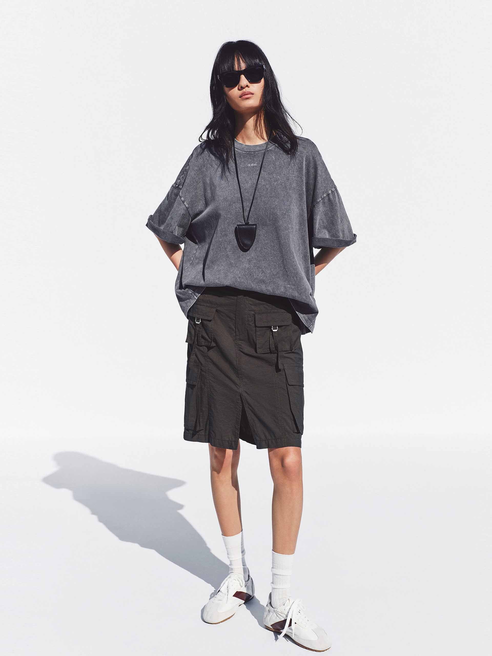 Front Slit Cargo Mid Skirt - Image 2
