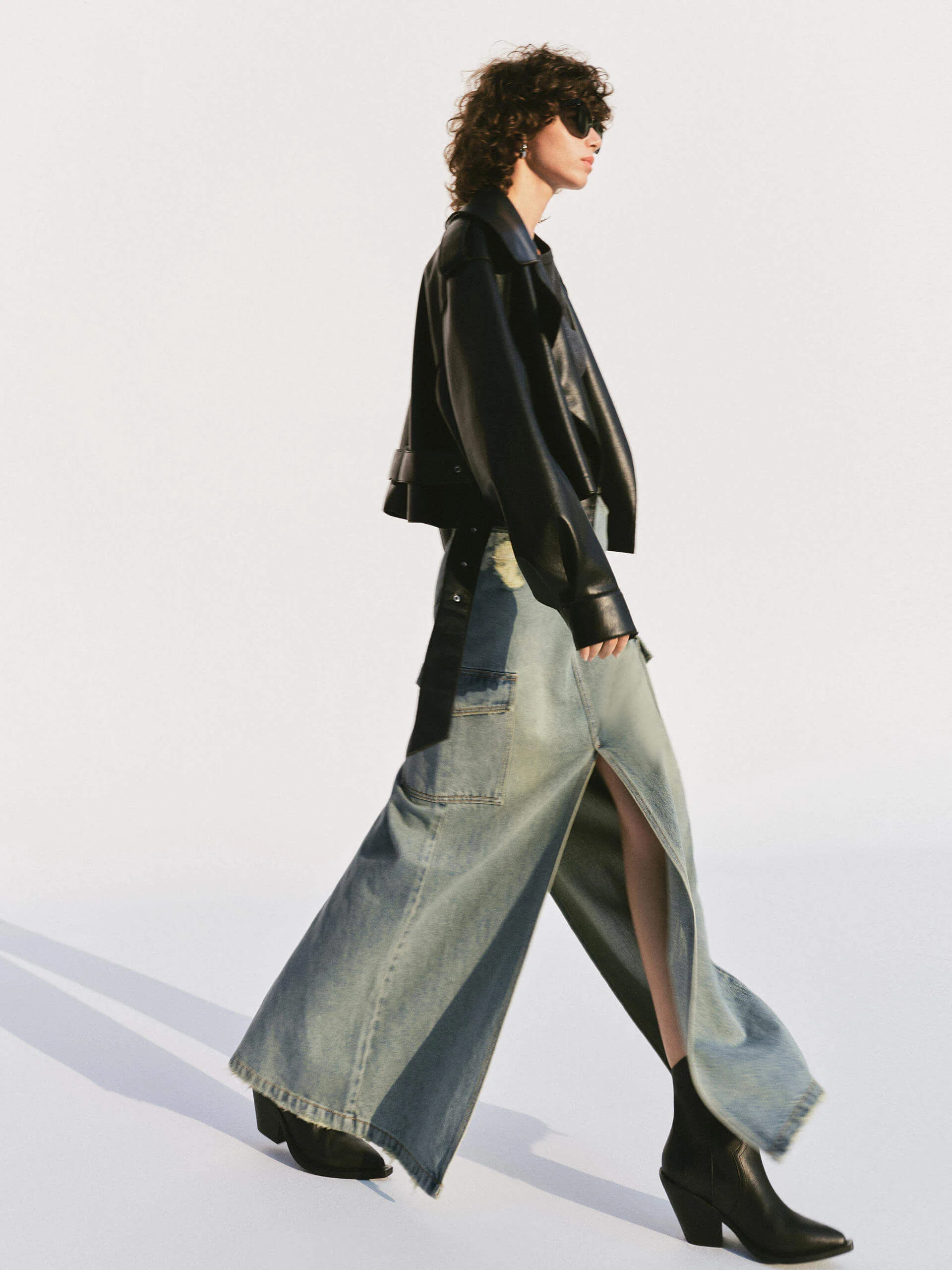 Front Slit Distressed Skirt - Image 8