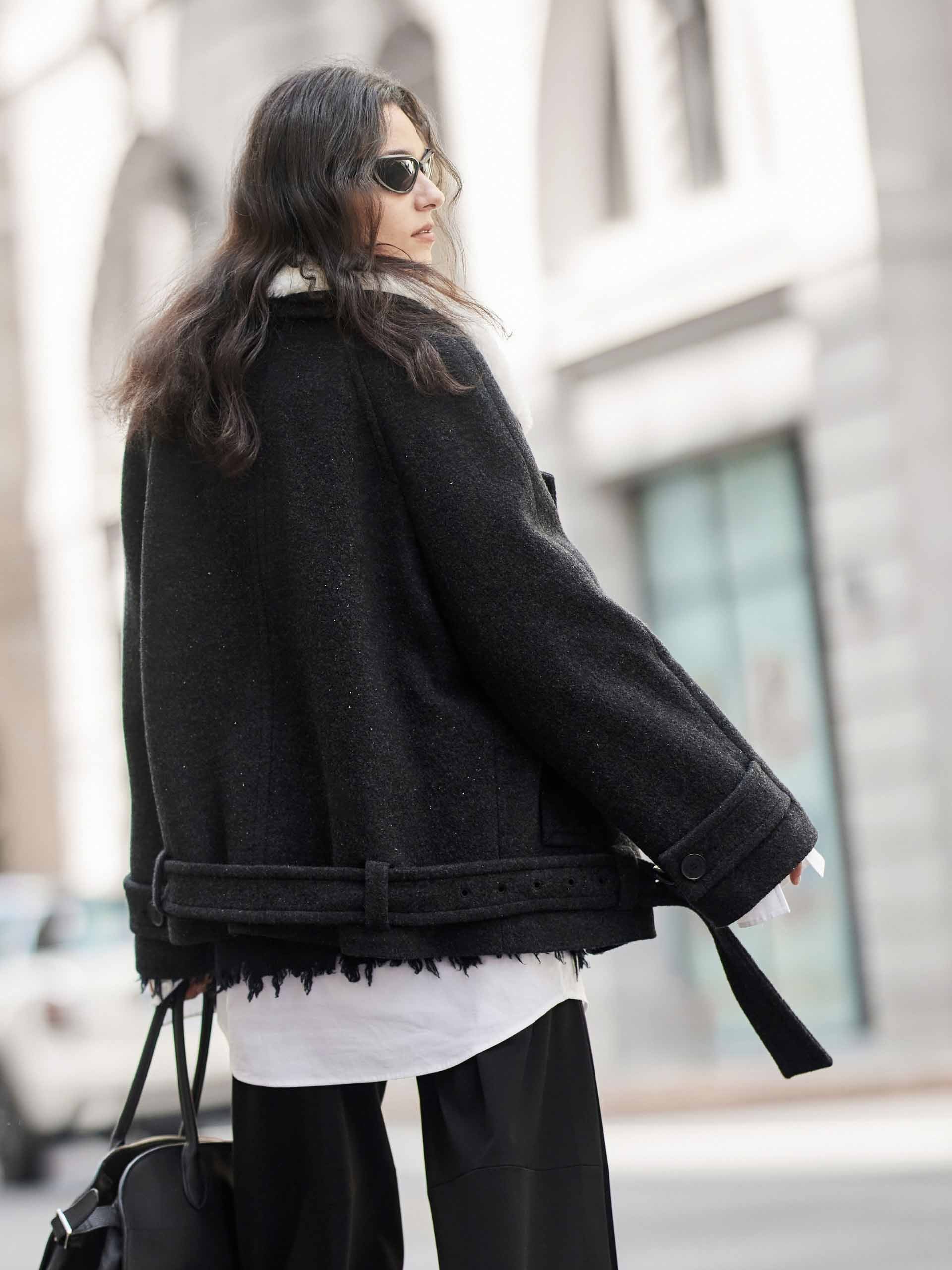 Fur Collar Quilted Coat with Belt - Image 3