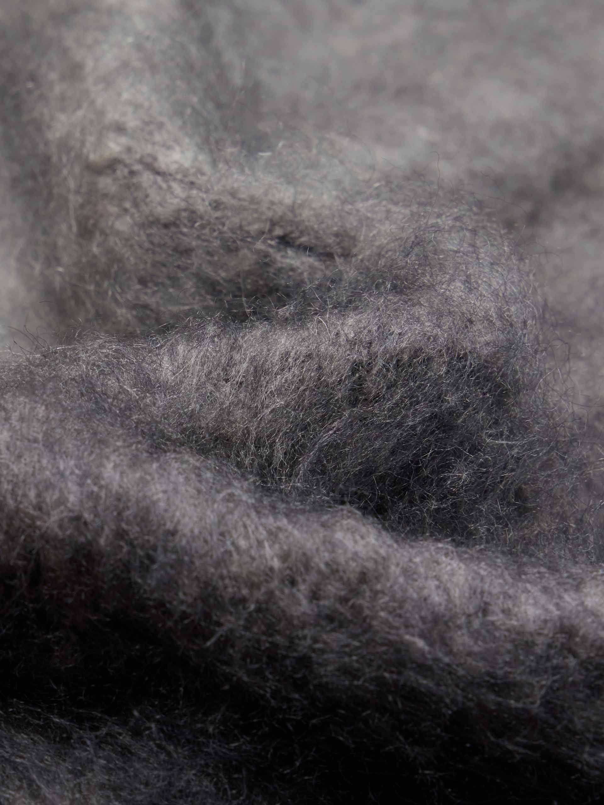 Gradient Detail Fluffy Sweater - Image 4