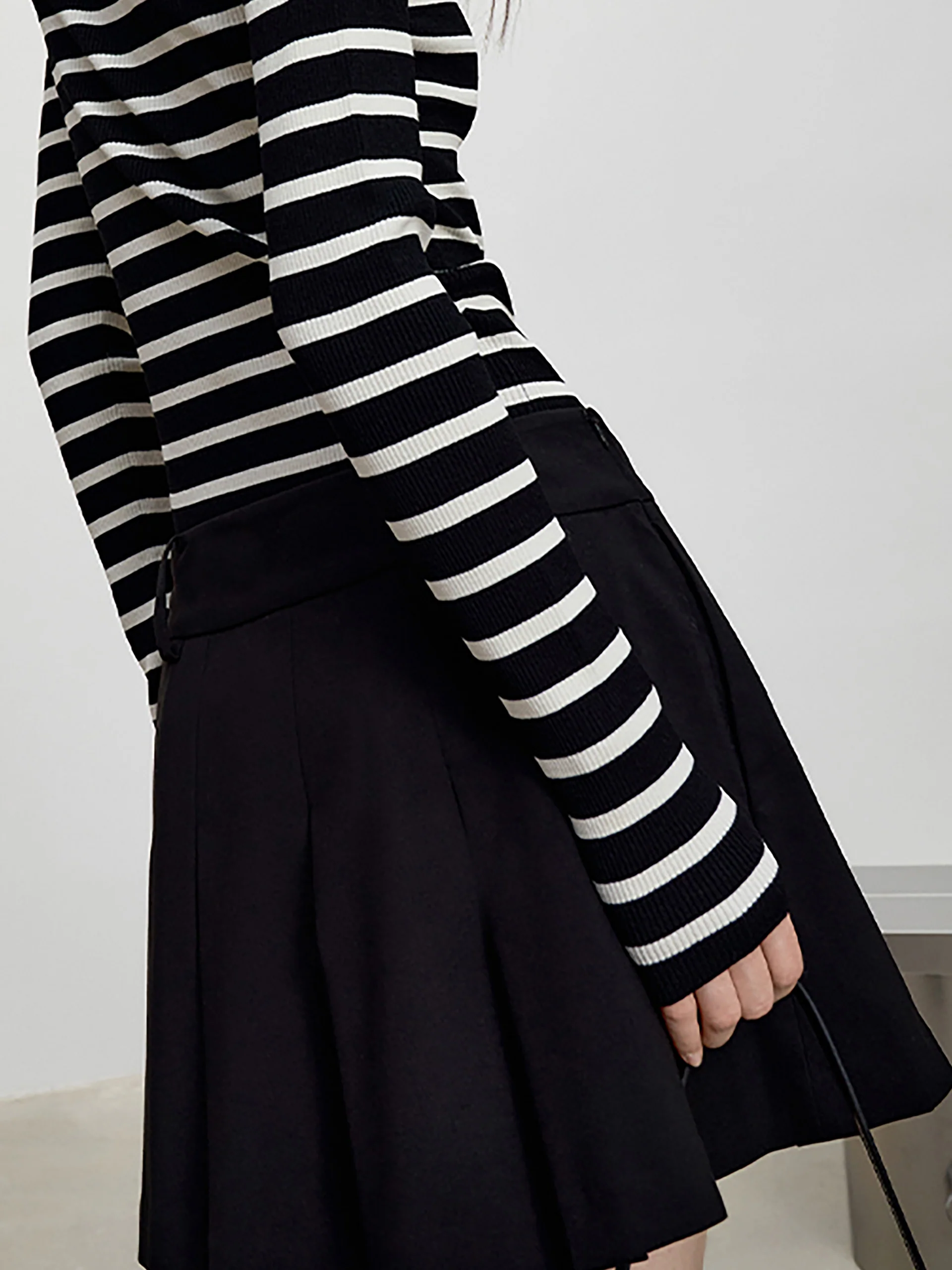 High Waist Pleated Culottes - Image 14