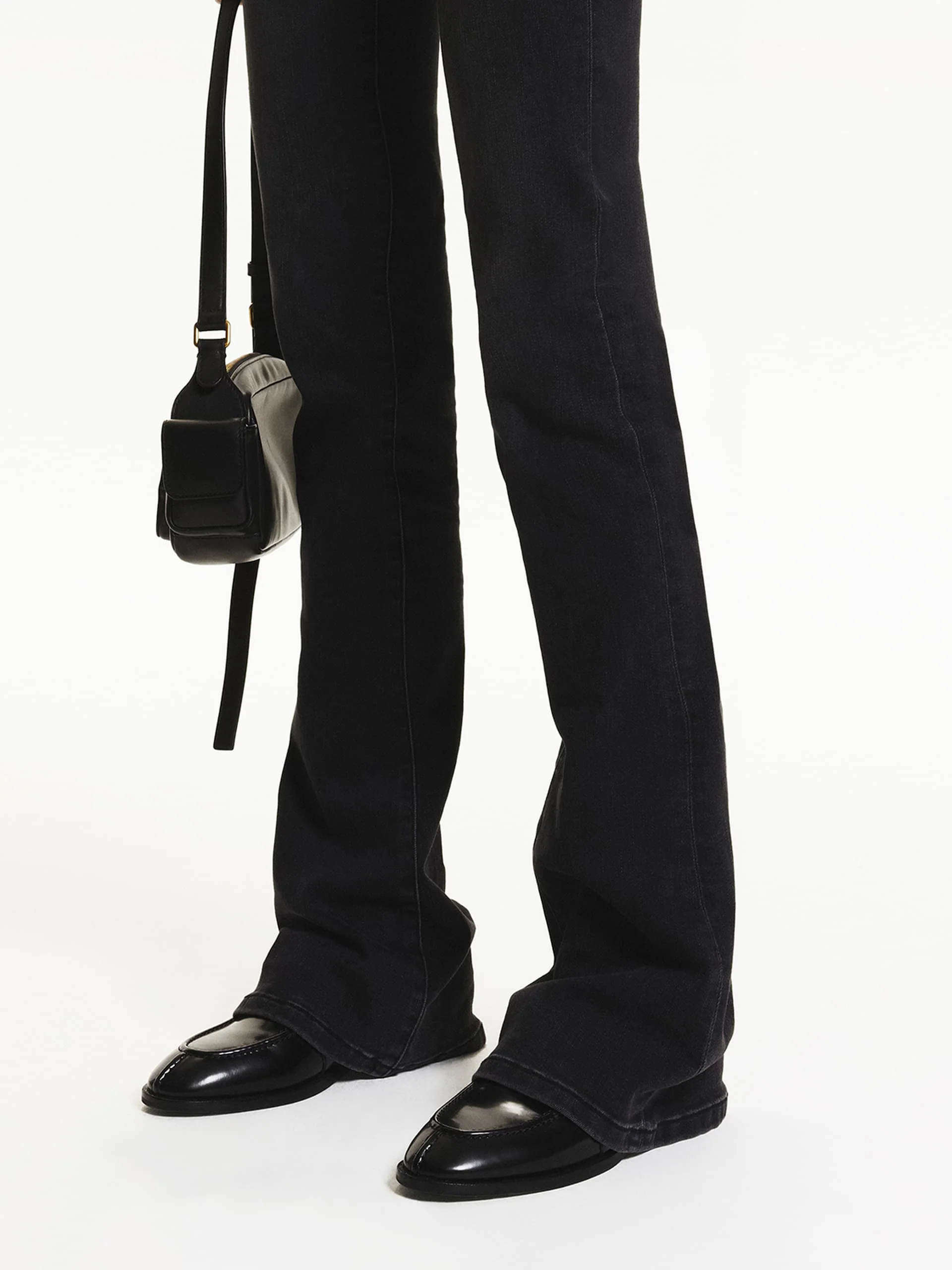 High Waist Stretchy Jeans - Image 8