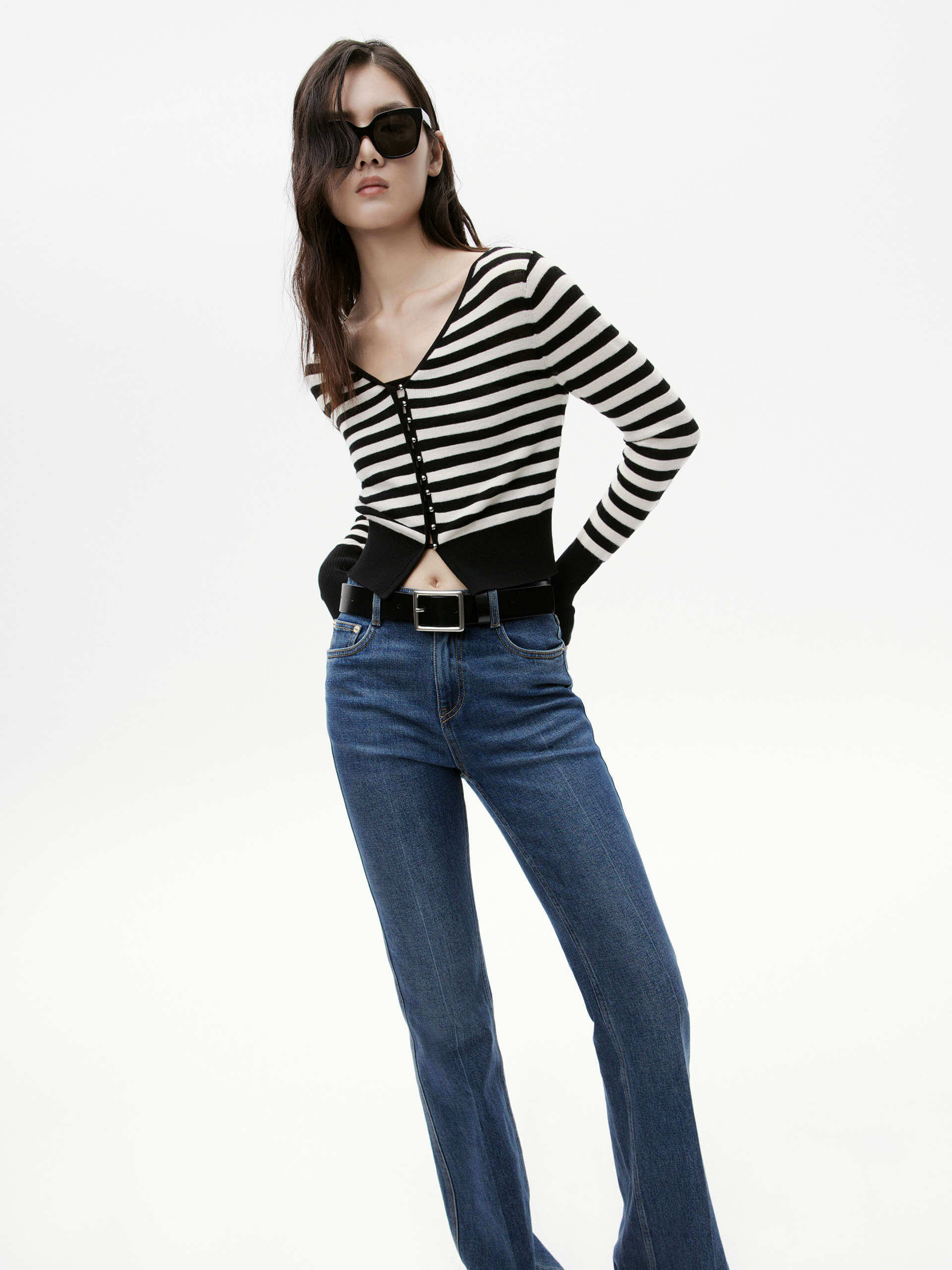 High Waisted Flared Jeans - Image 8