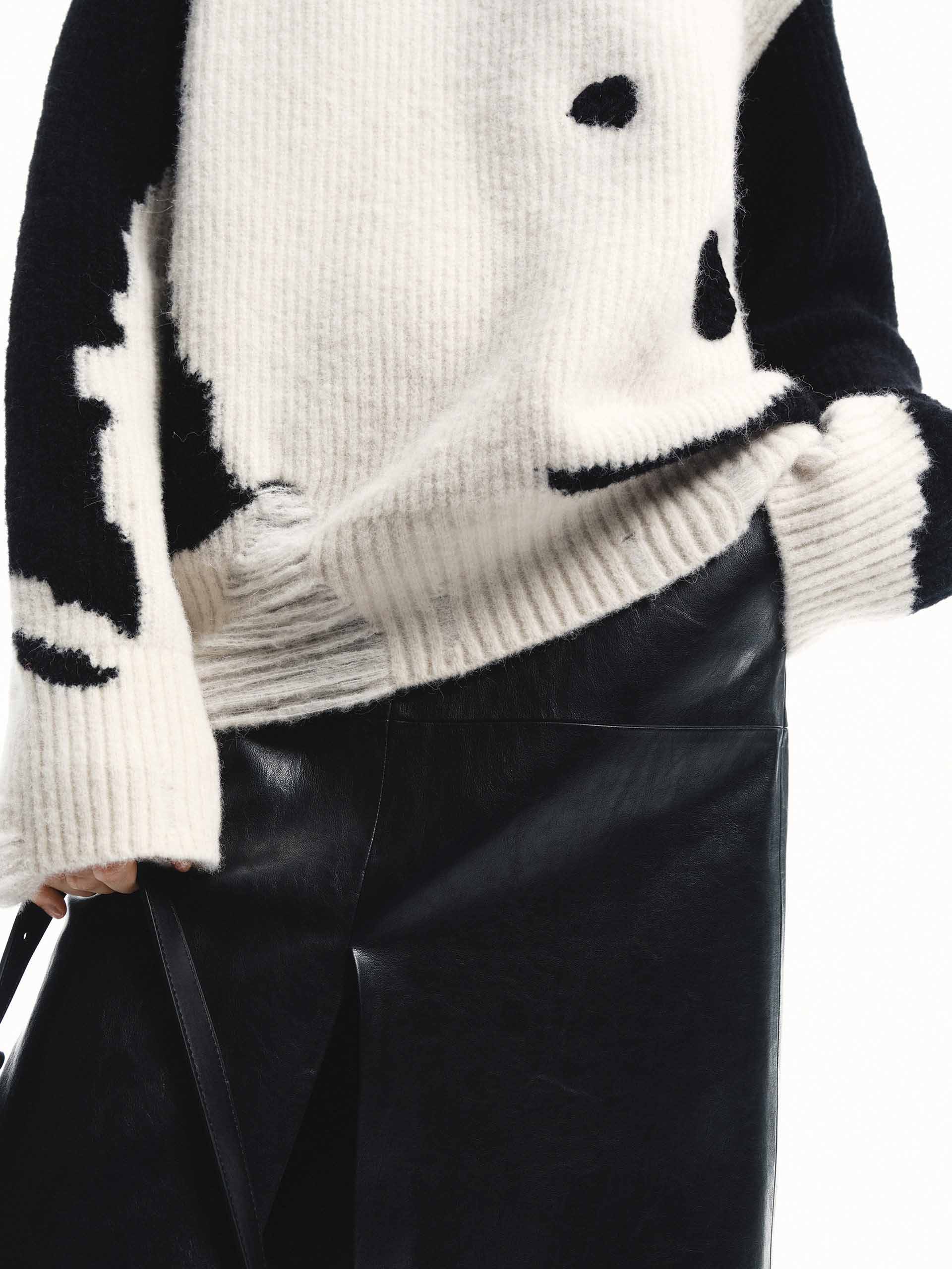 Include Alpaca Loose Sweater - Image 3