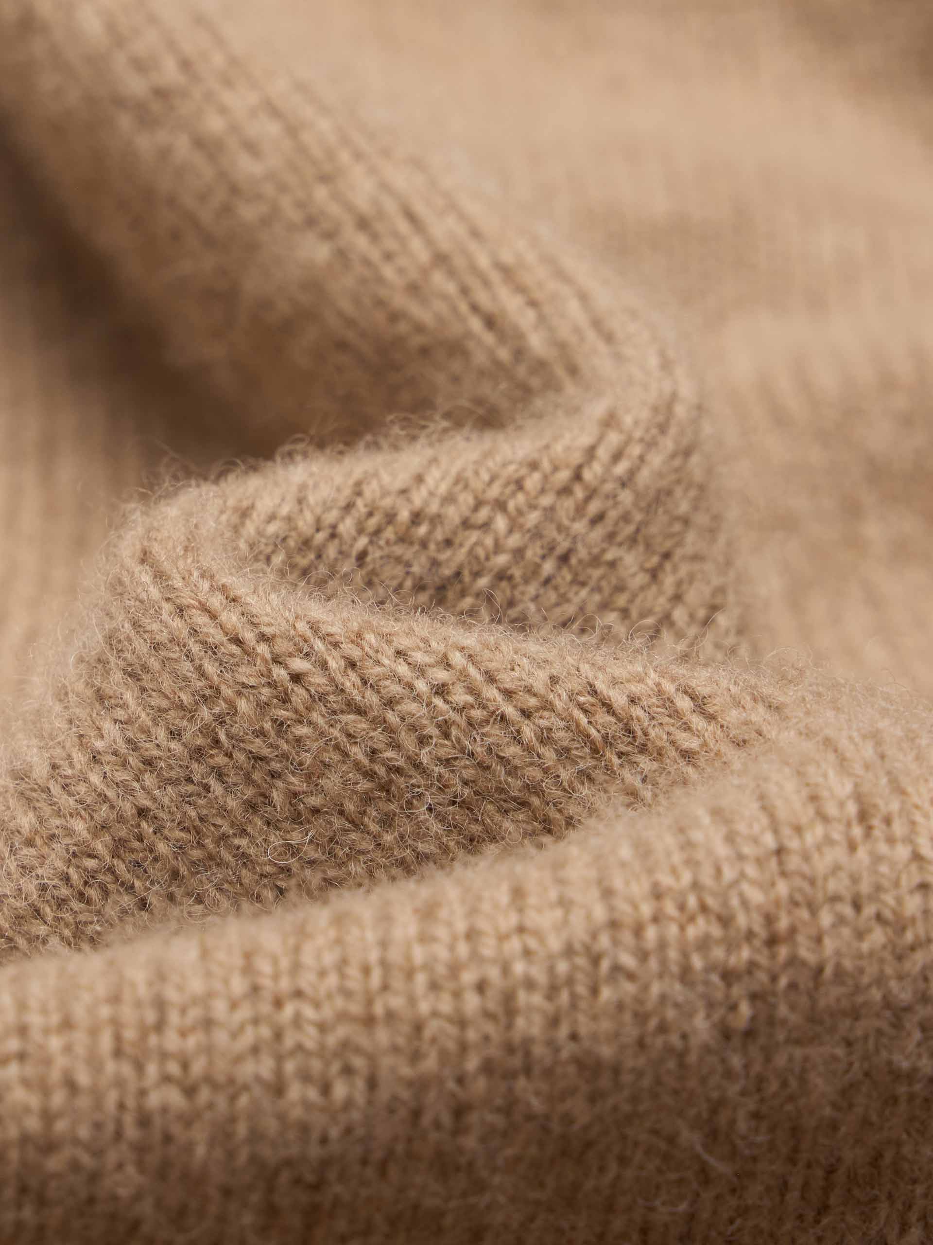 Include Yak V-neck Cardigan - Image 4