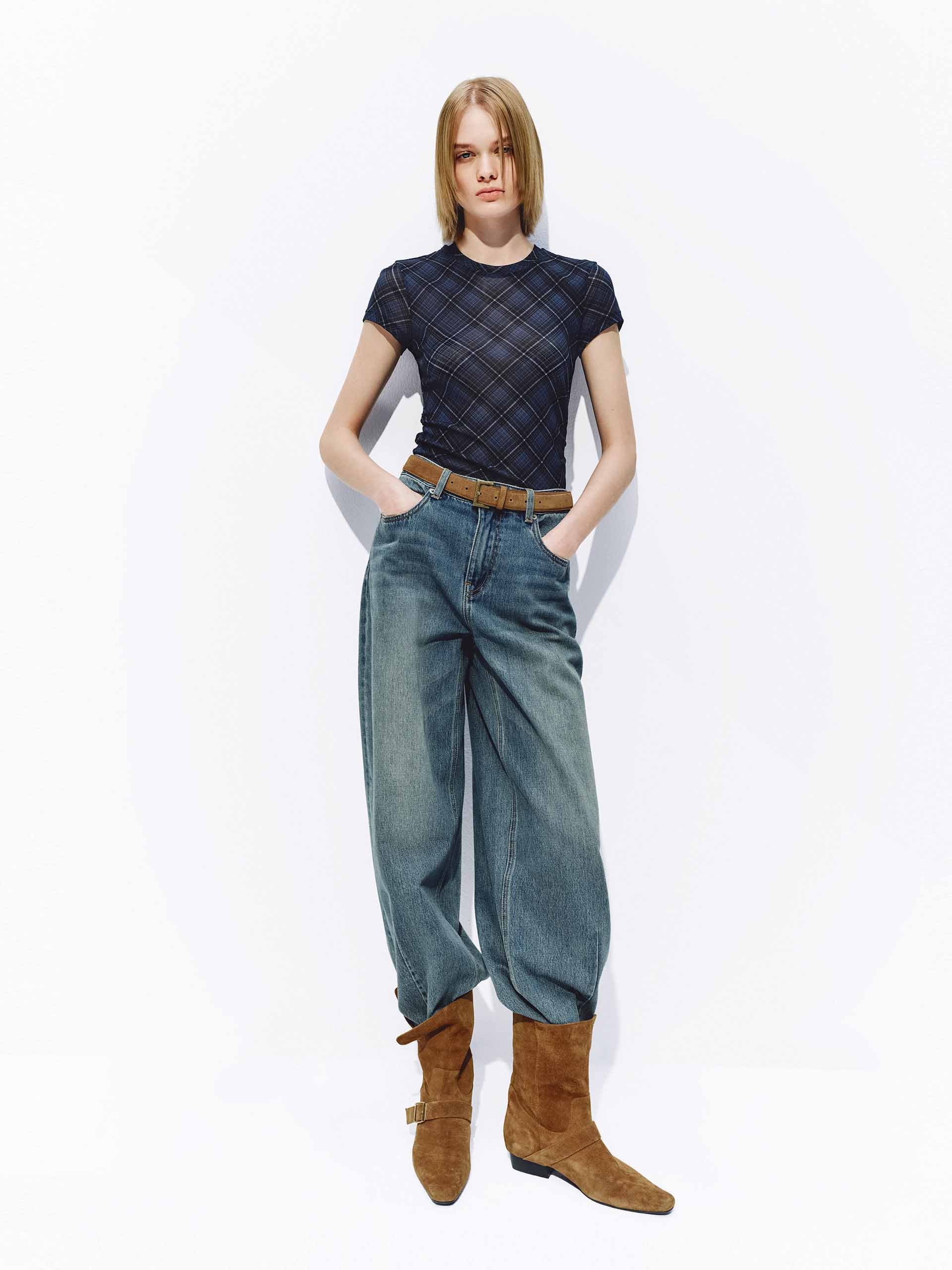Lightweight Fitted Plaid Top - Image 10