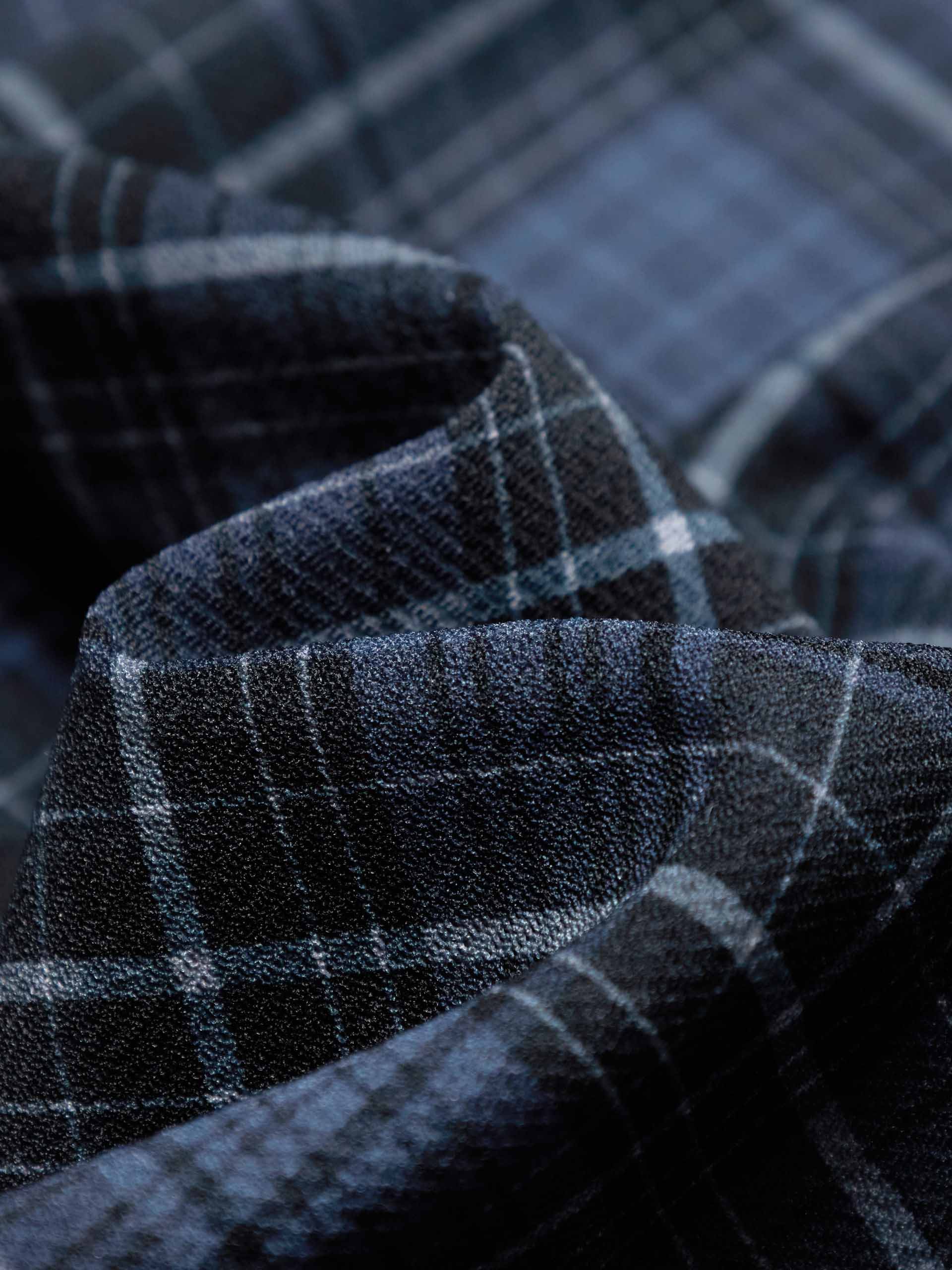 Lightweight Fitted Plaid Top - Image 12