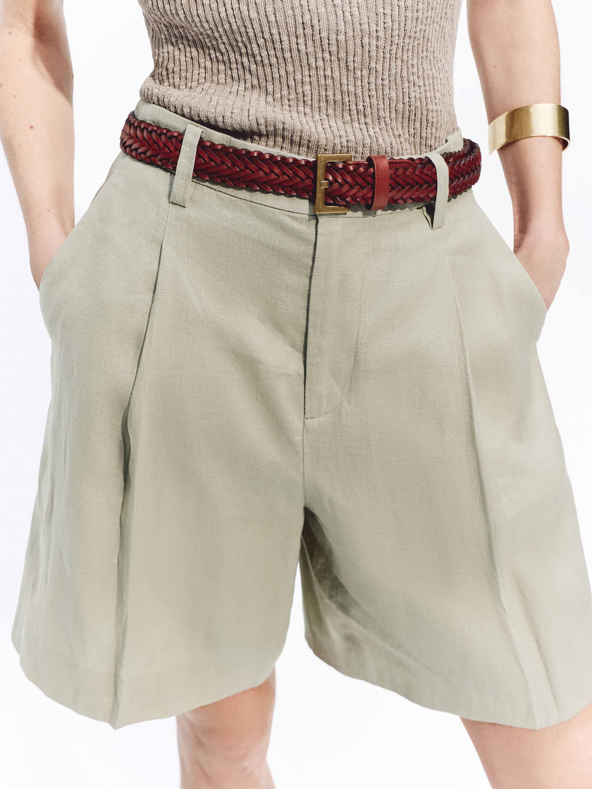 Linen Bermuda Shorts - Image 14