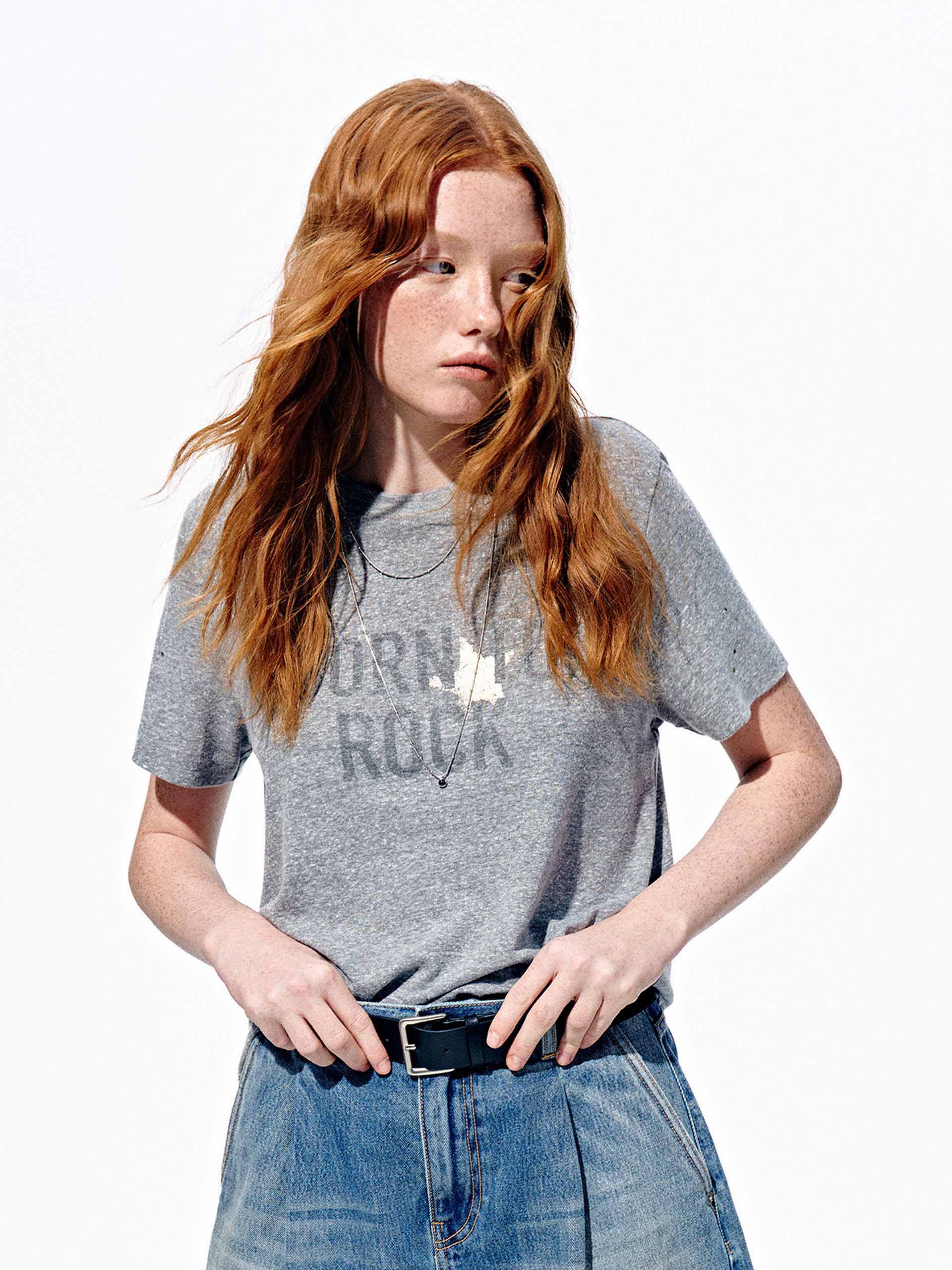 Linen Blend Letter T-Shirt - Image 15