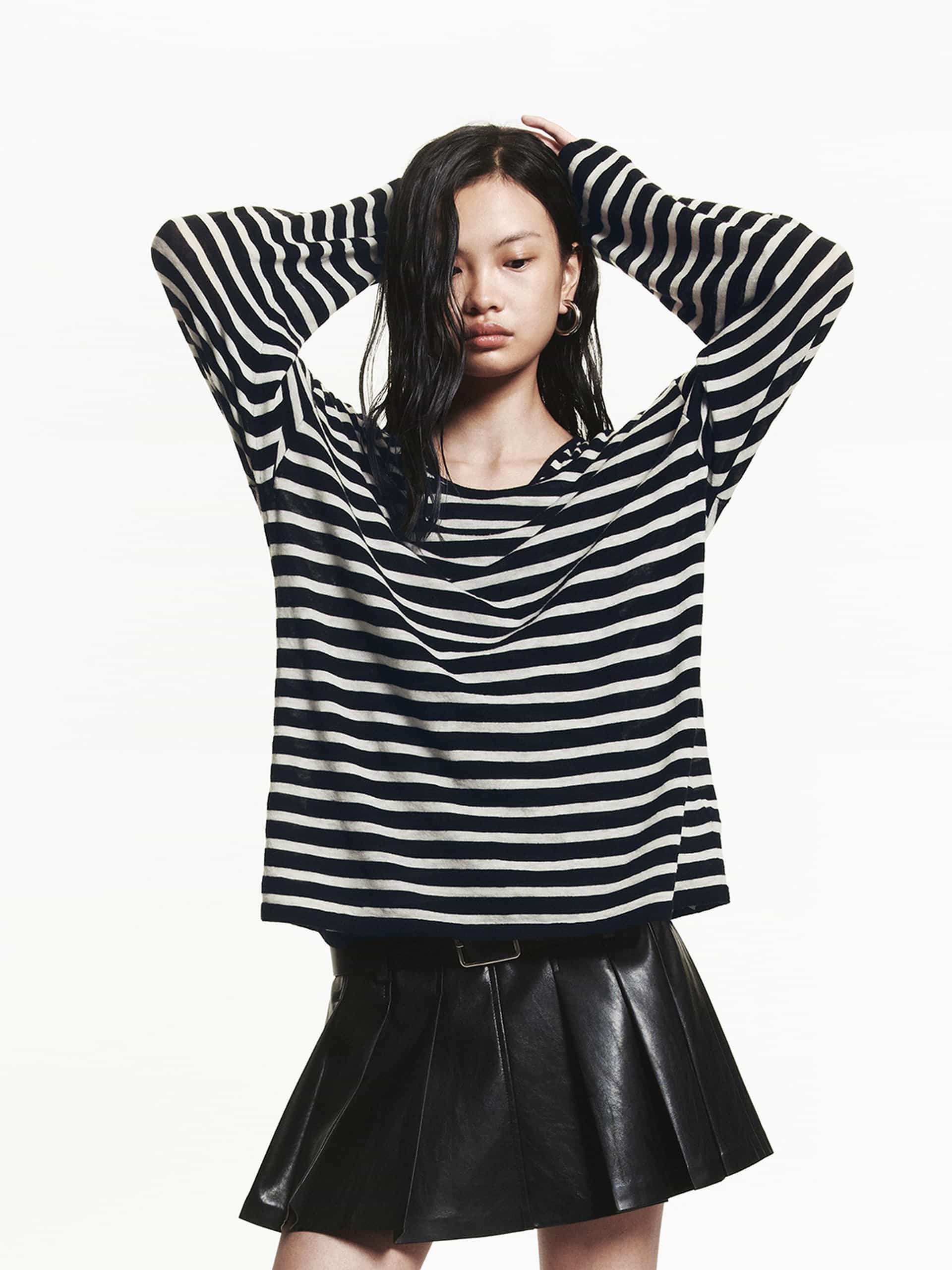 Loose Wool Sweater with Tank - Image 15