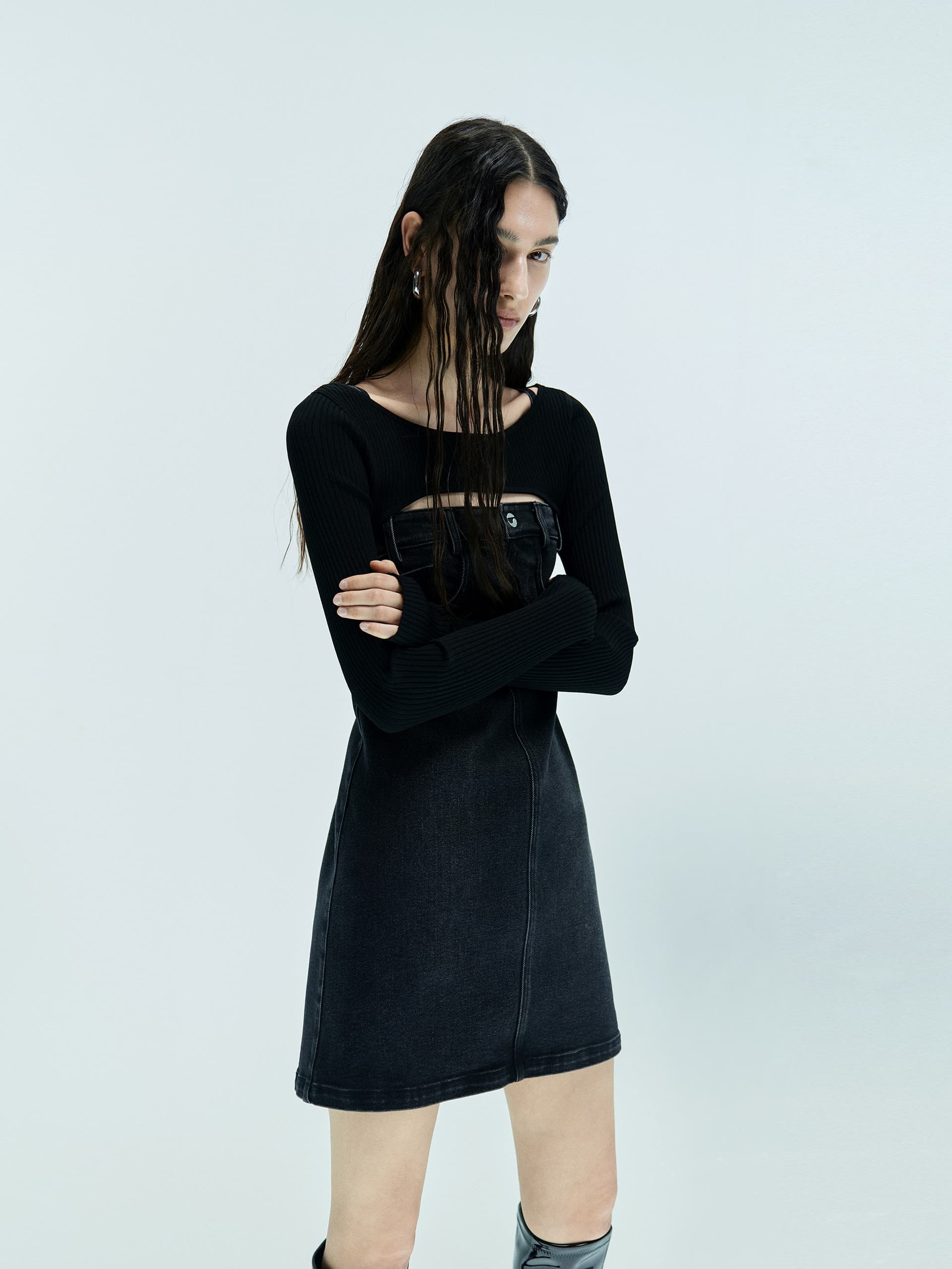 Mini Cut Denim Dress Set - Image 7