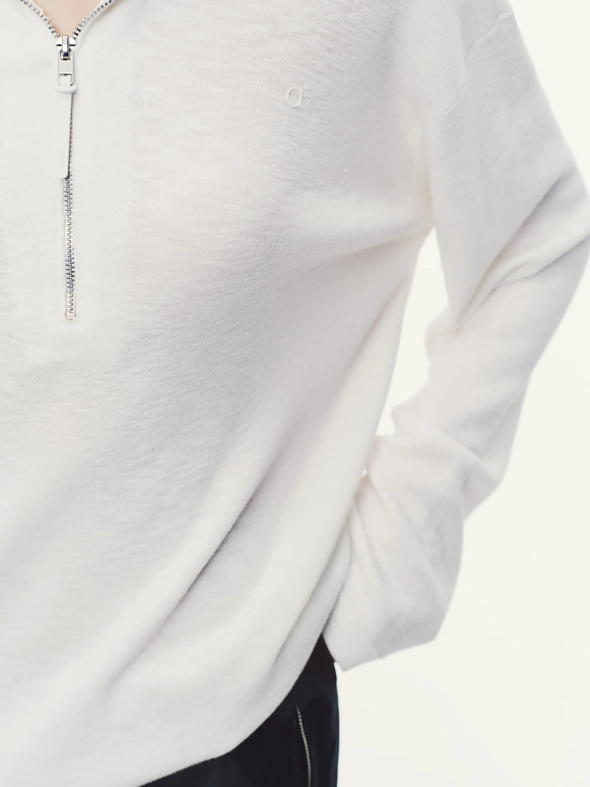 Navy Collar Zipper Knit Top - Image 6