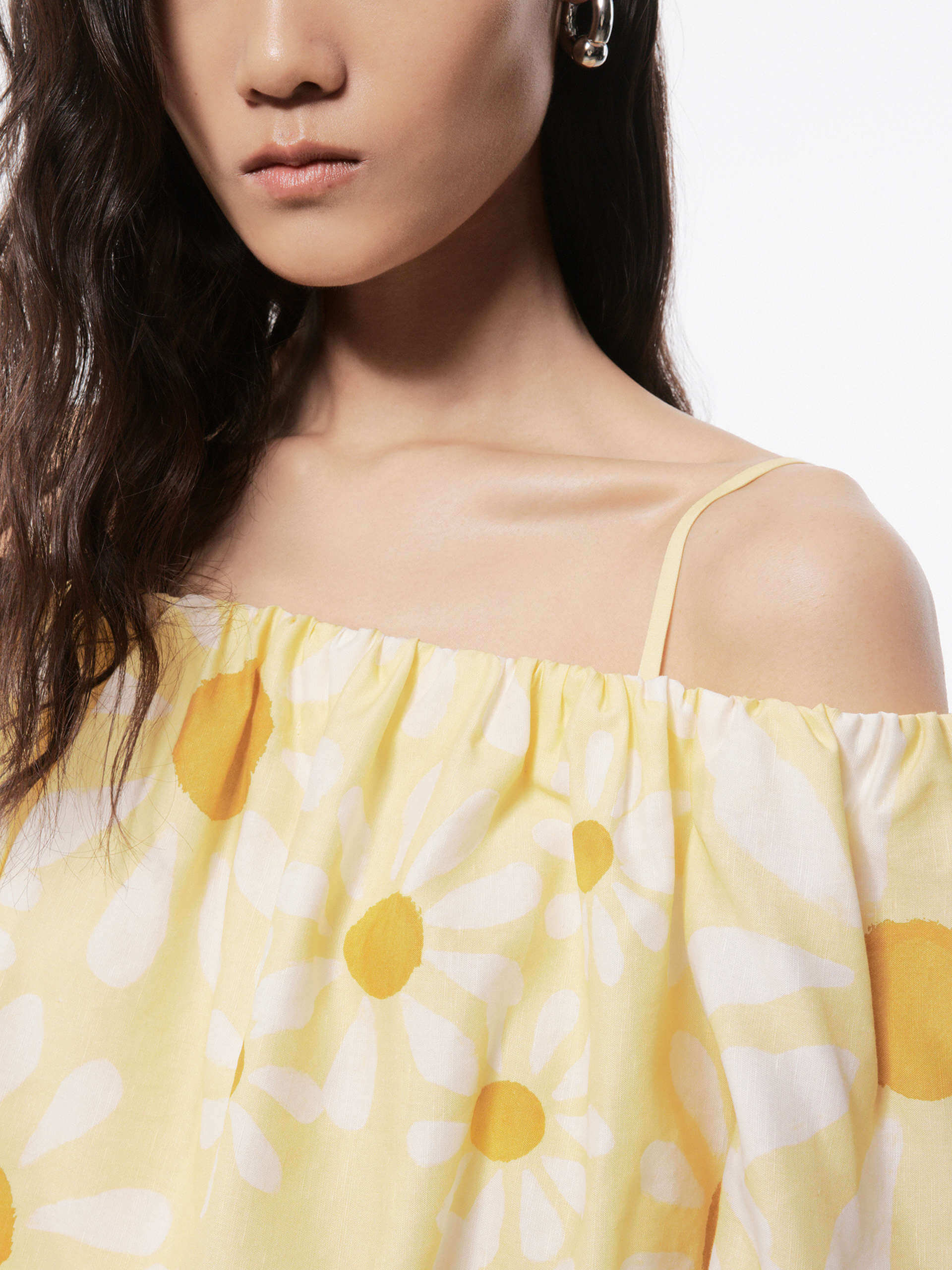 Off Shoulder Cropped Top - Image 6