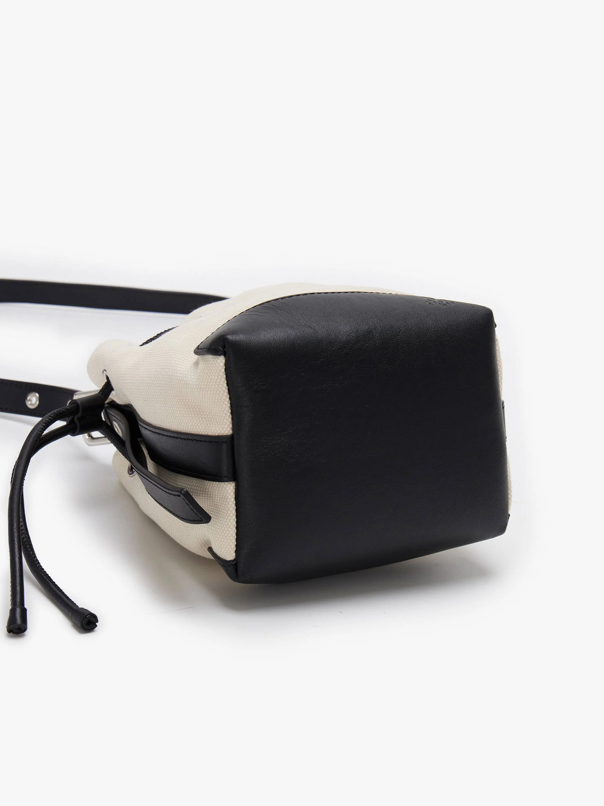 Paneled Detail Bucket Bag - Image 4