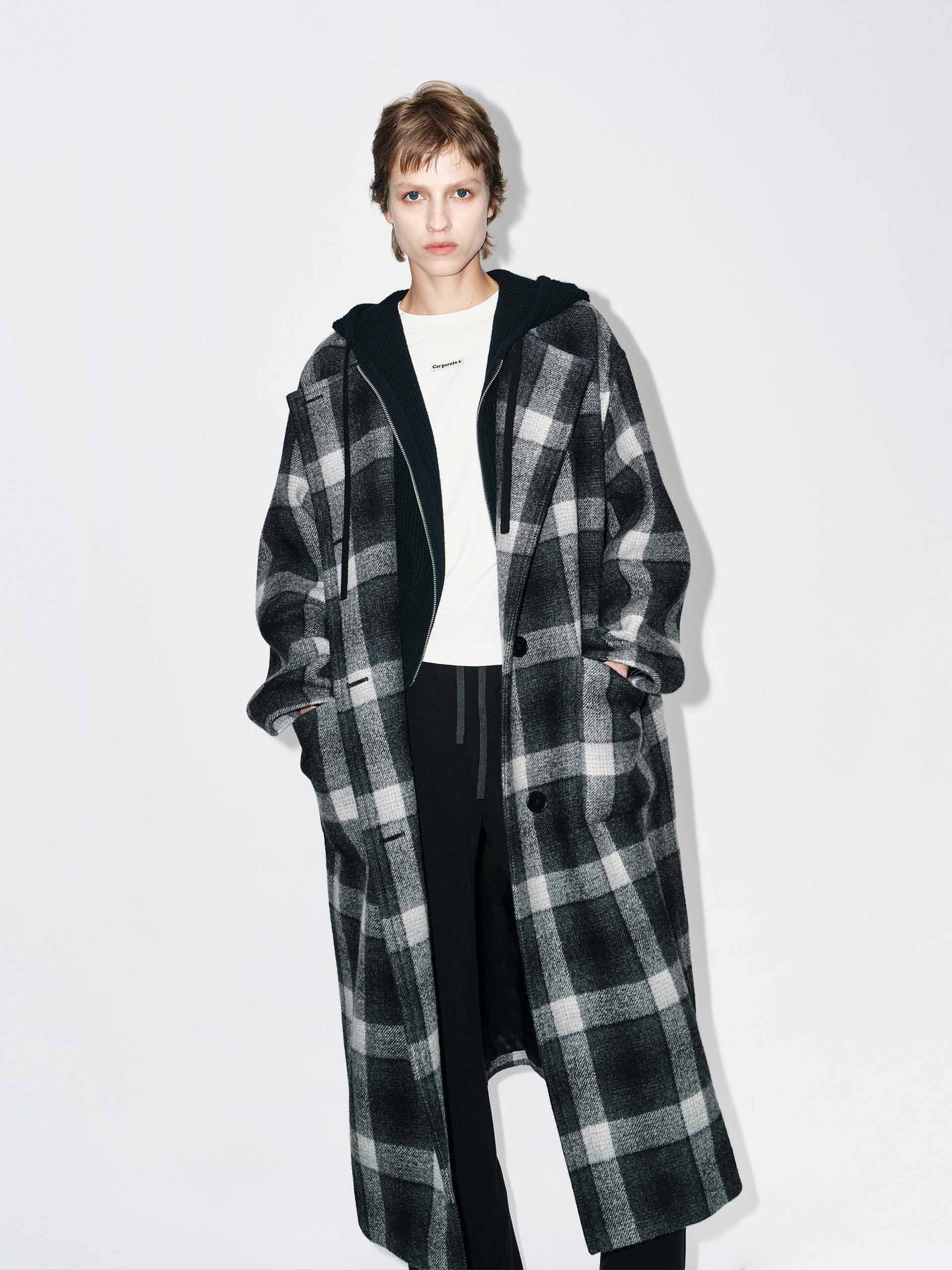 Paneled Detail Plaid Overcoat - Image 6