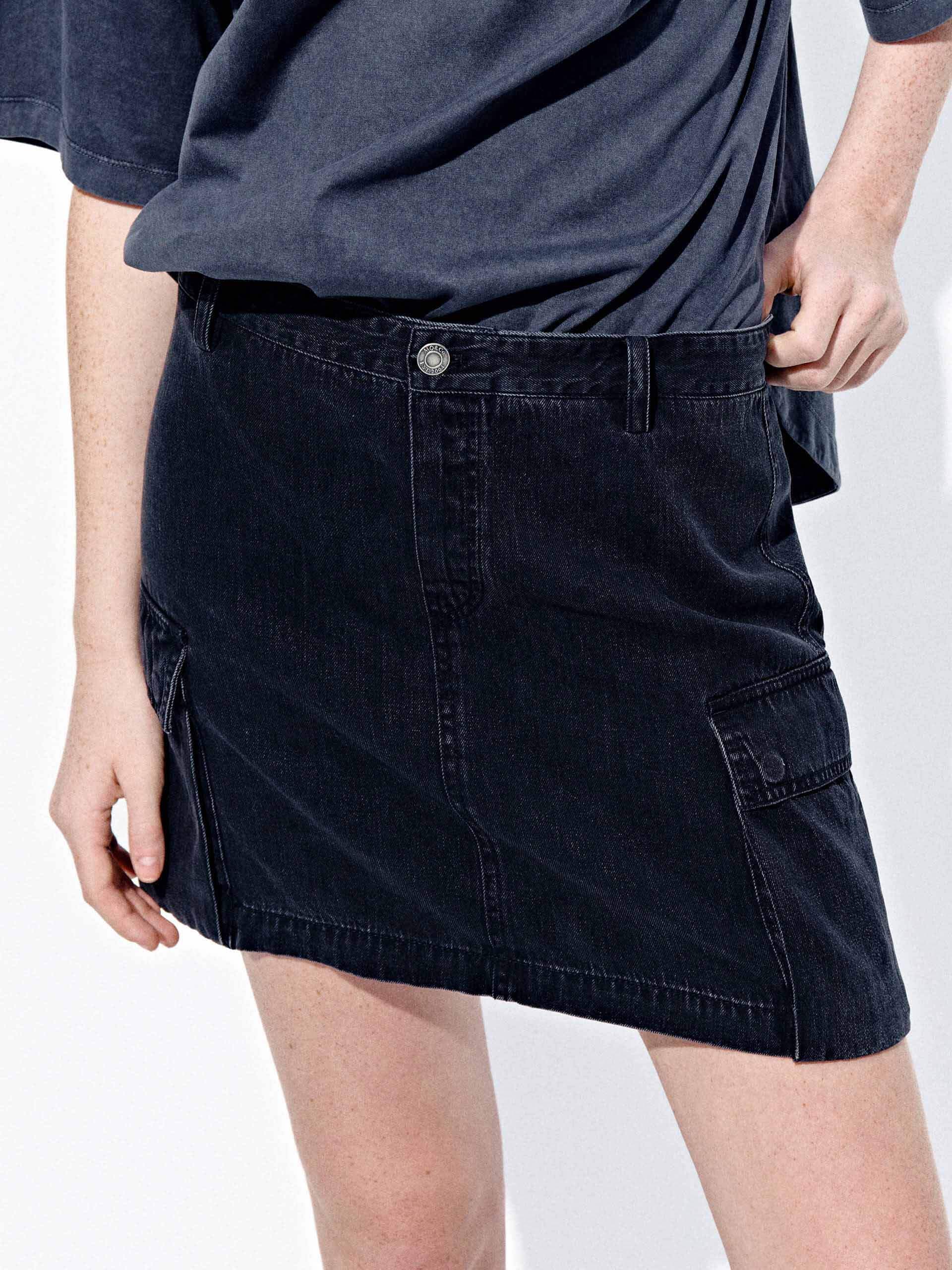 Paneled Detail T-shirt Dress - Image 8