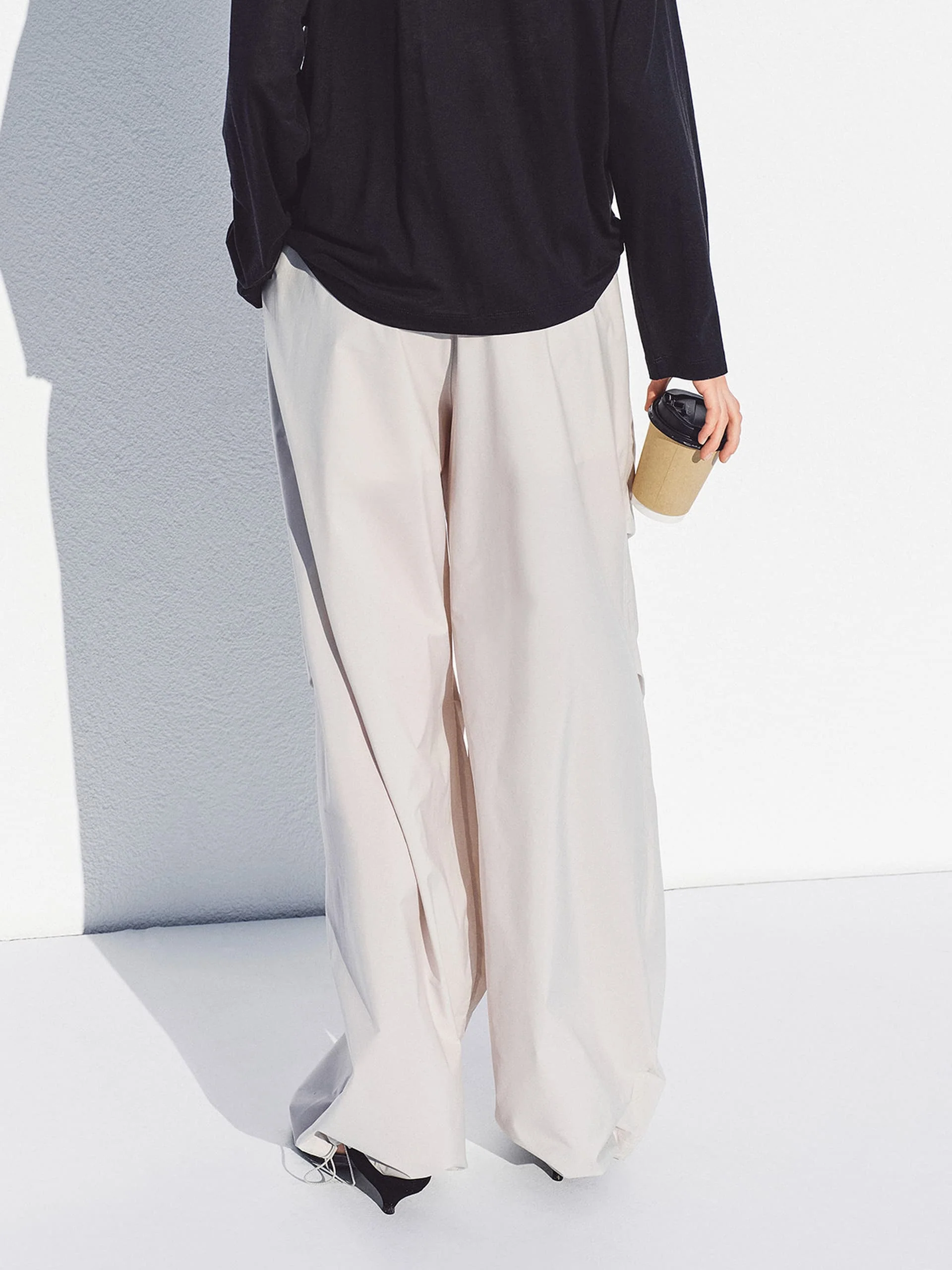 Pleated Detail Drawstring Pants - Image 3