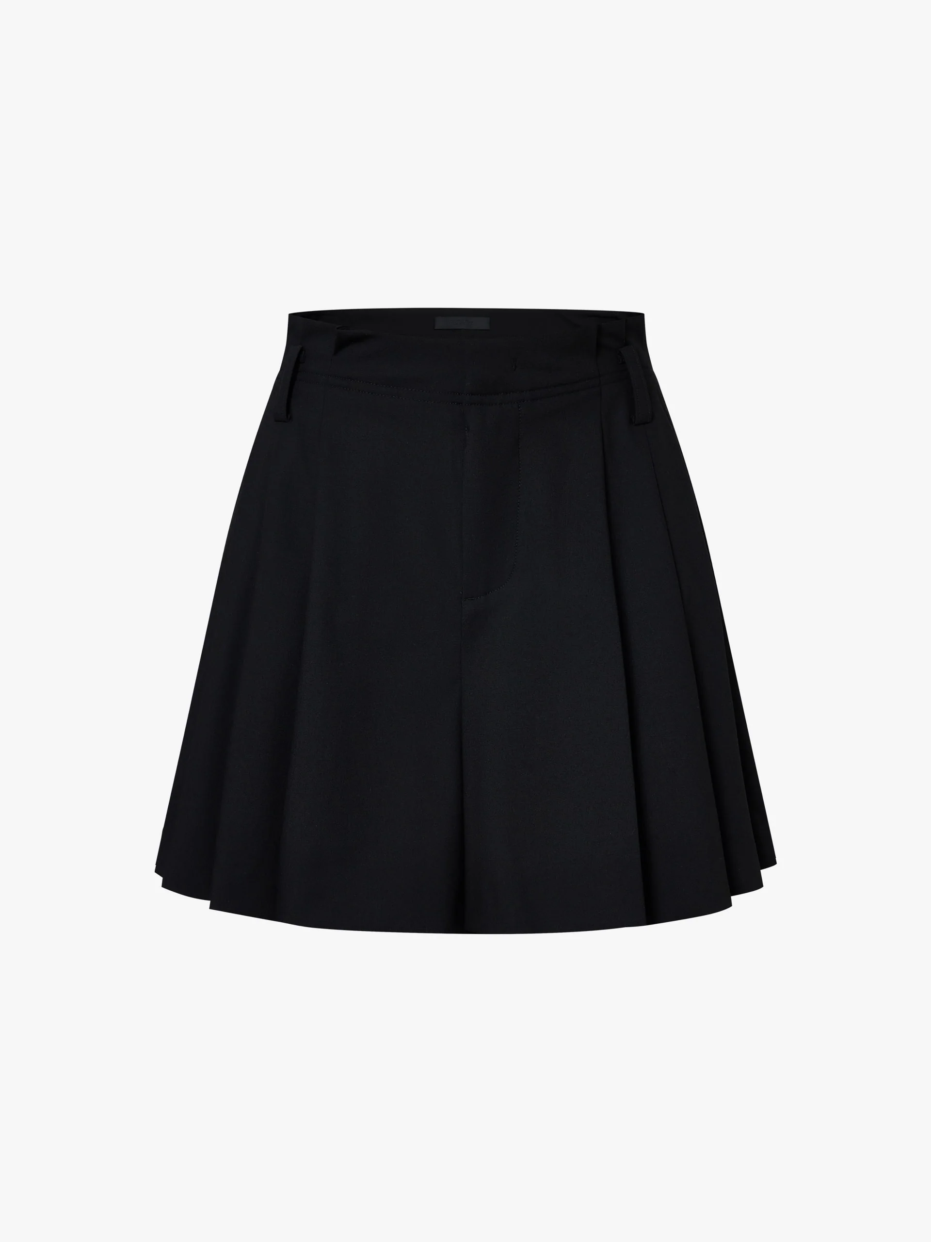 Pleated Detail Shorts with Belt - Image 5