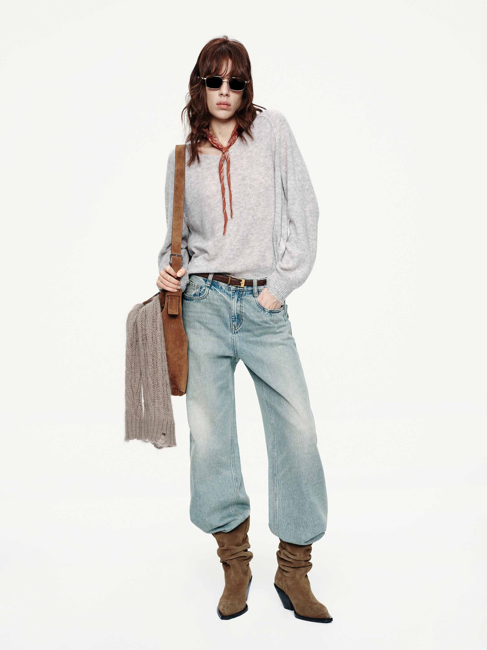 Raw Hem V-neck Sweater - Image 10