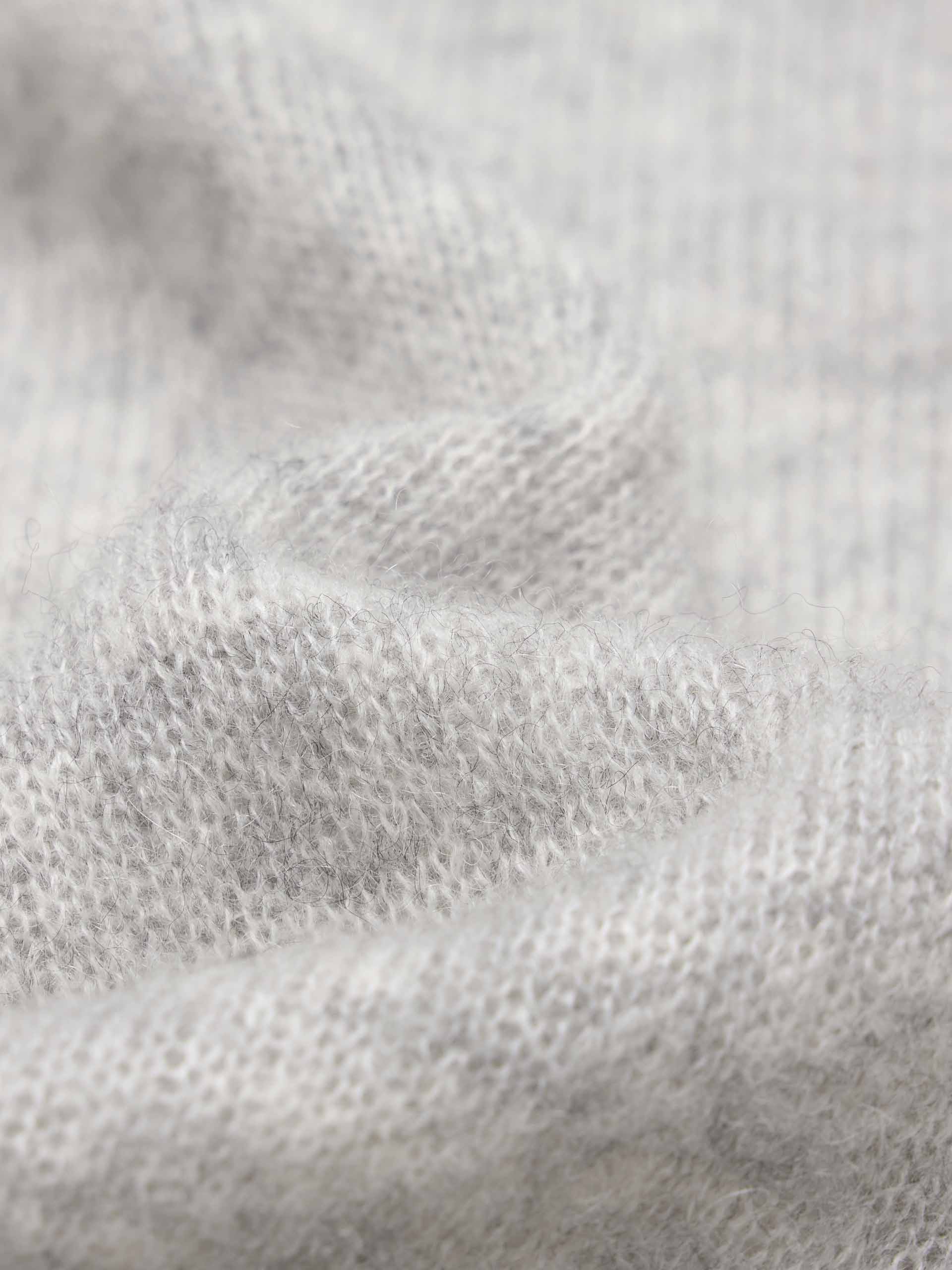 Raw Hem V-neck Sweater - Image 12