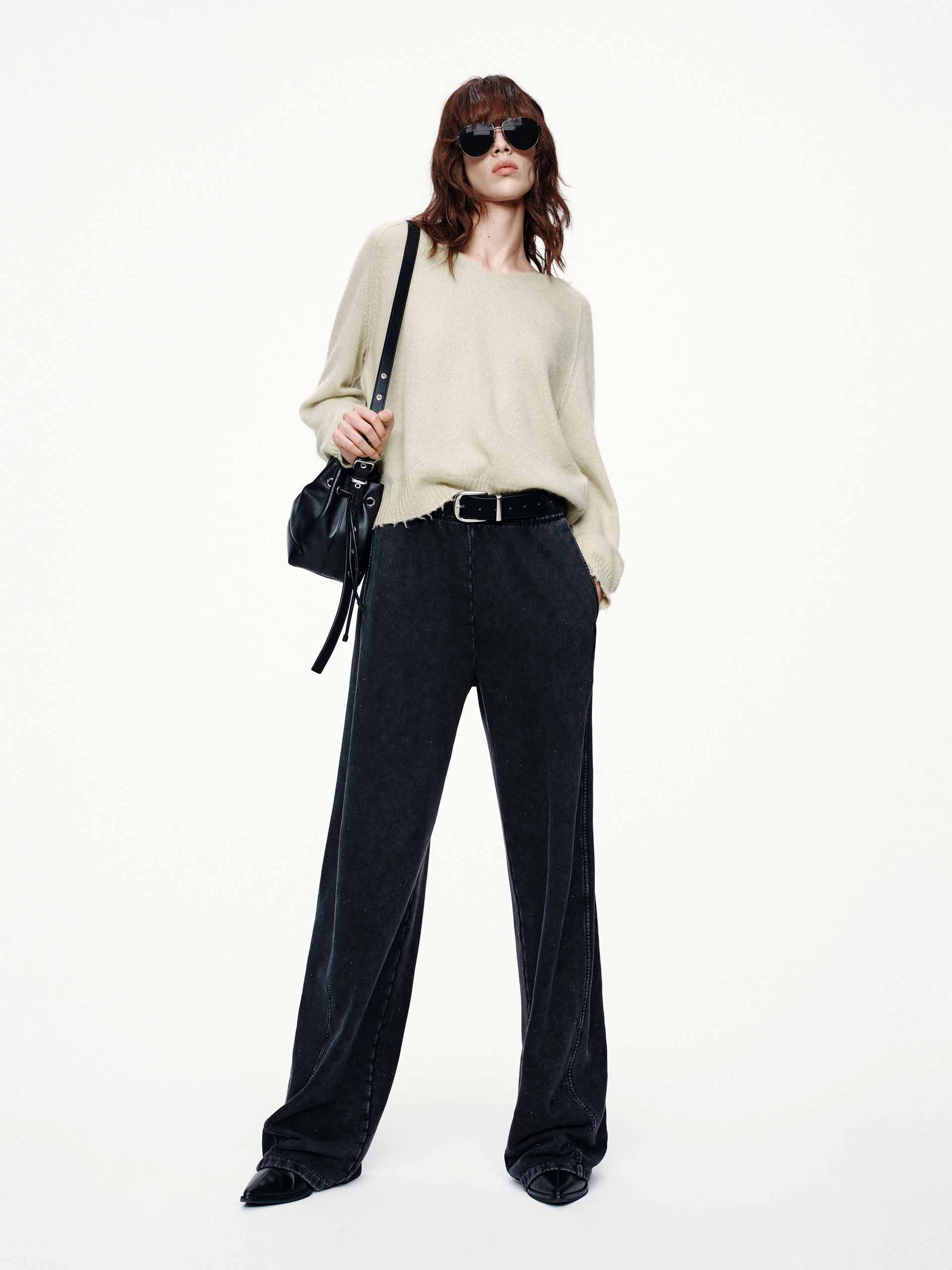 Raw Hem V-neck Sweater - Image 17