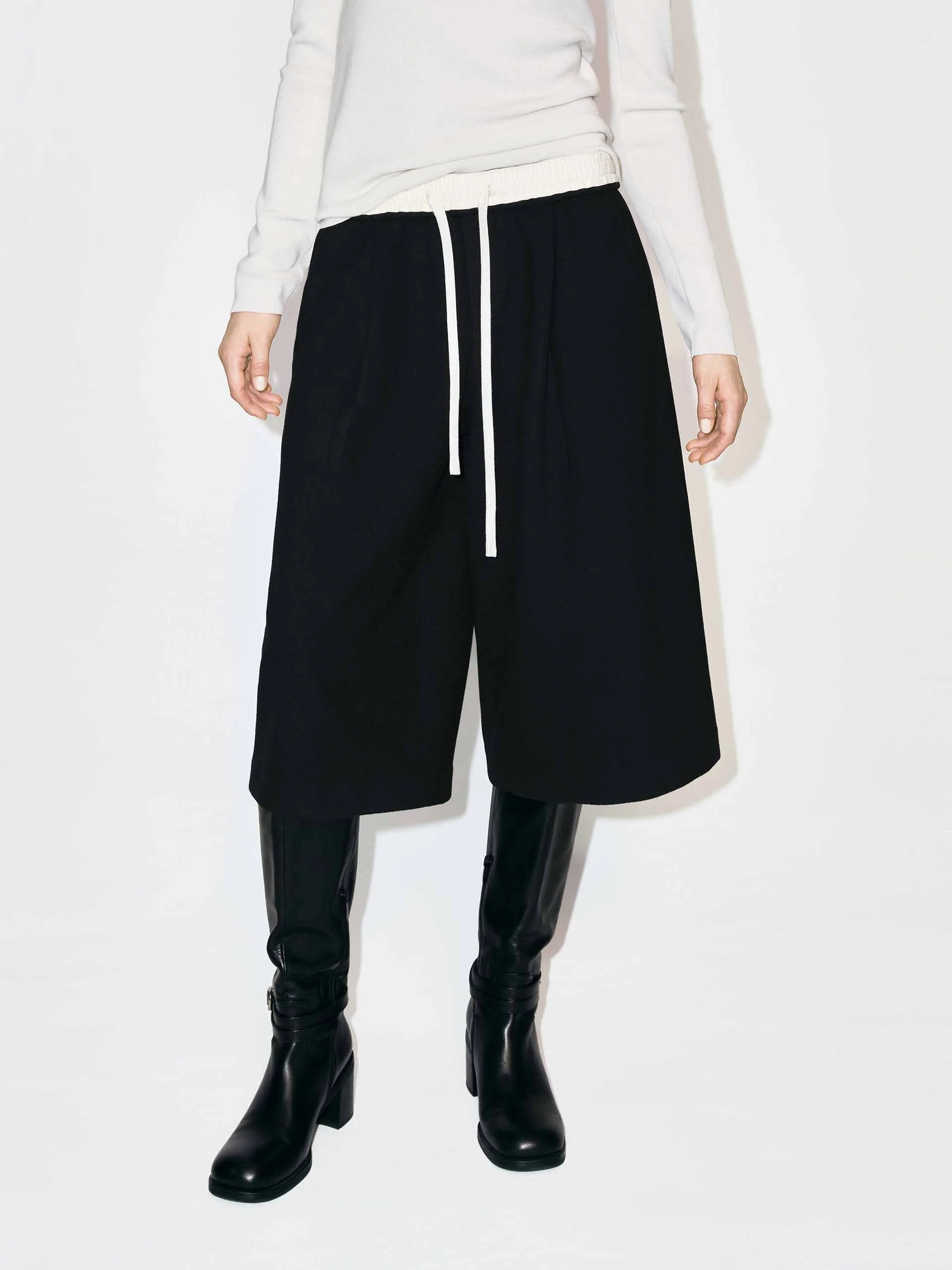 Relaxed Midi Length Shorts