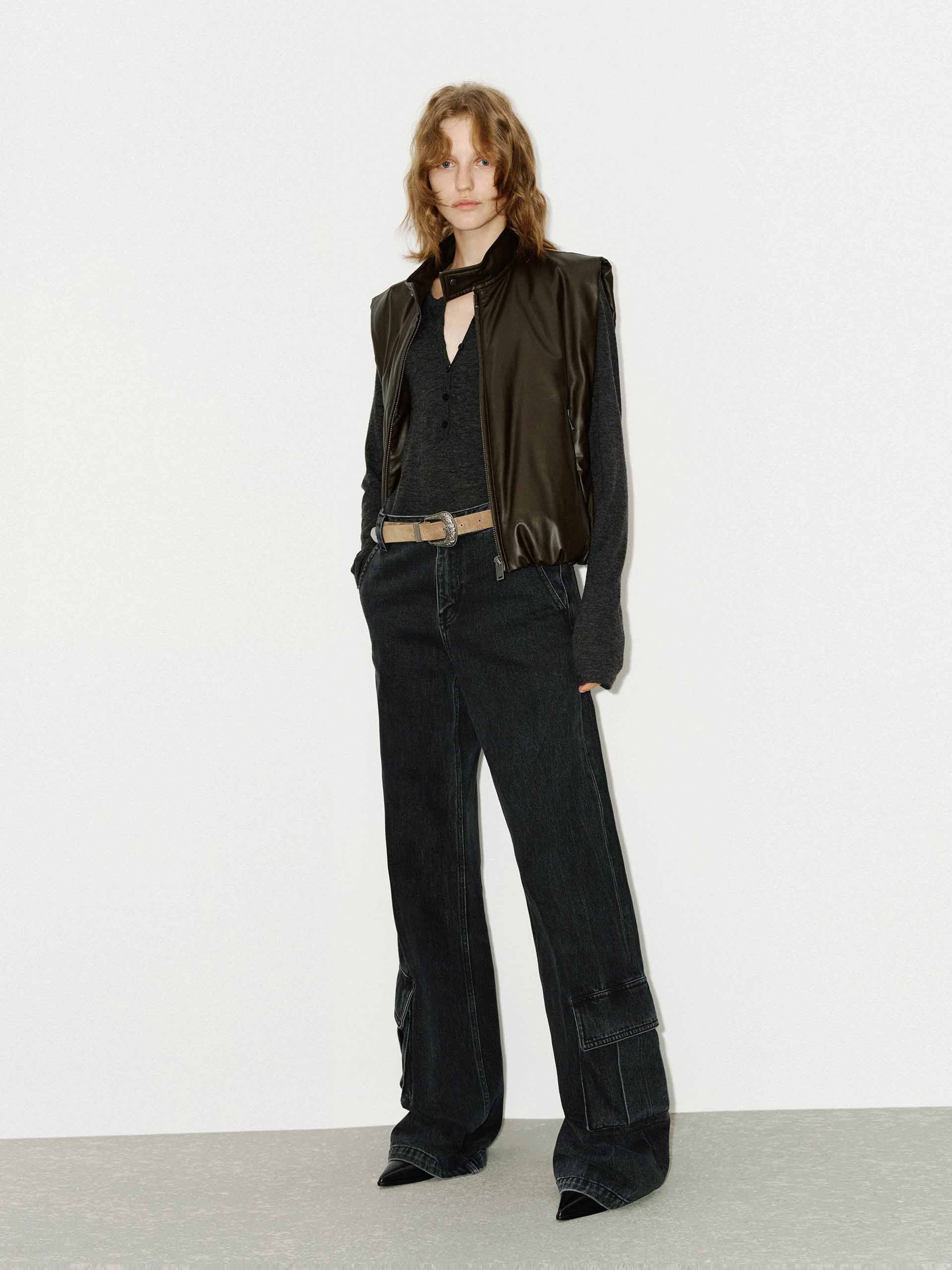 Relaxed Straight Cargo Jeans - Image 2