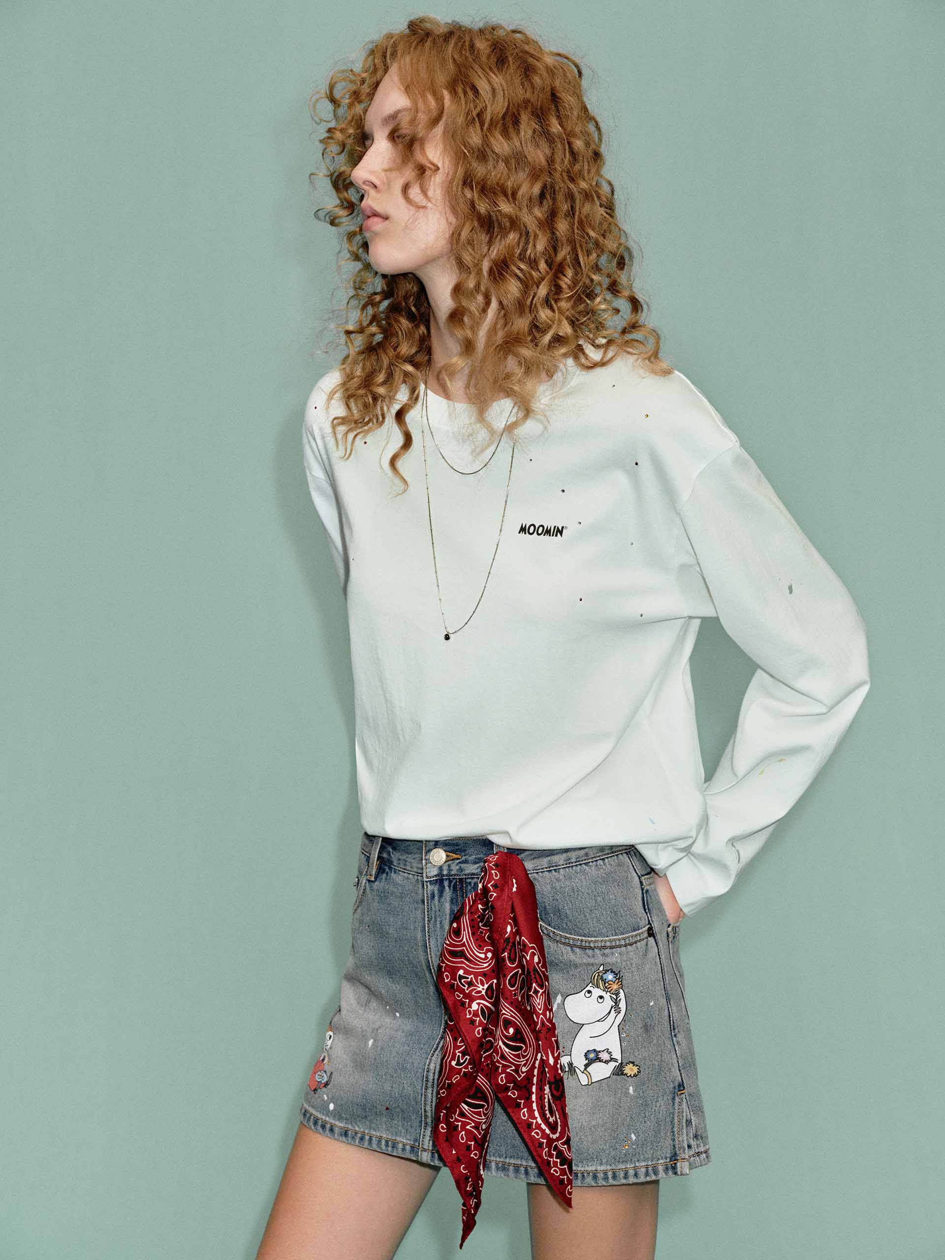 Rhinestone Detail Splatter T-shirt - Image 7