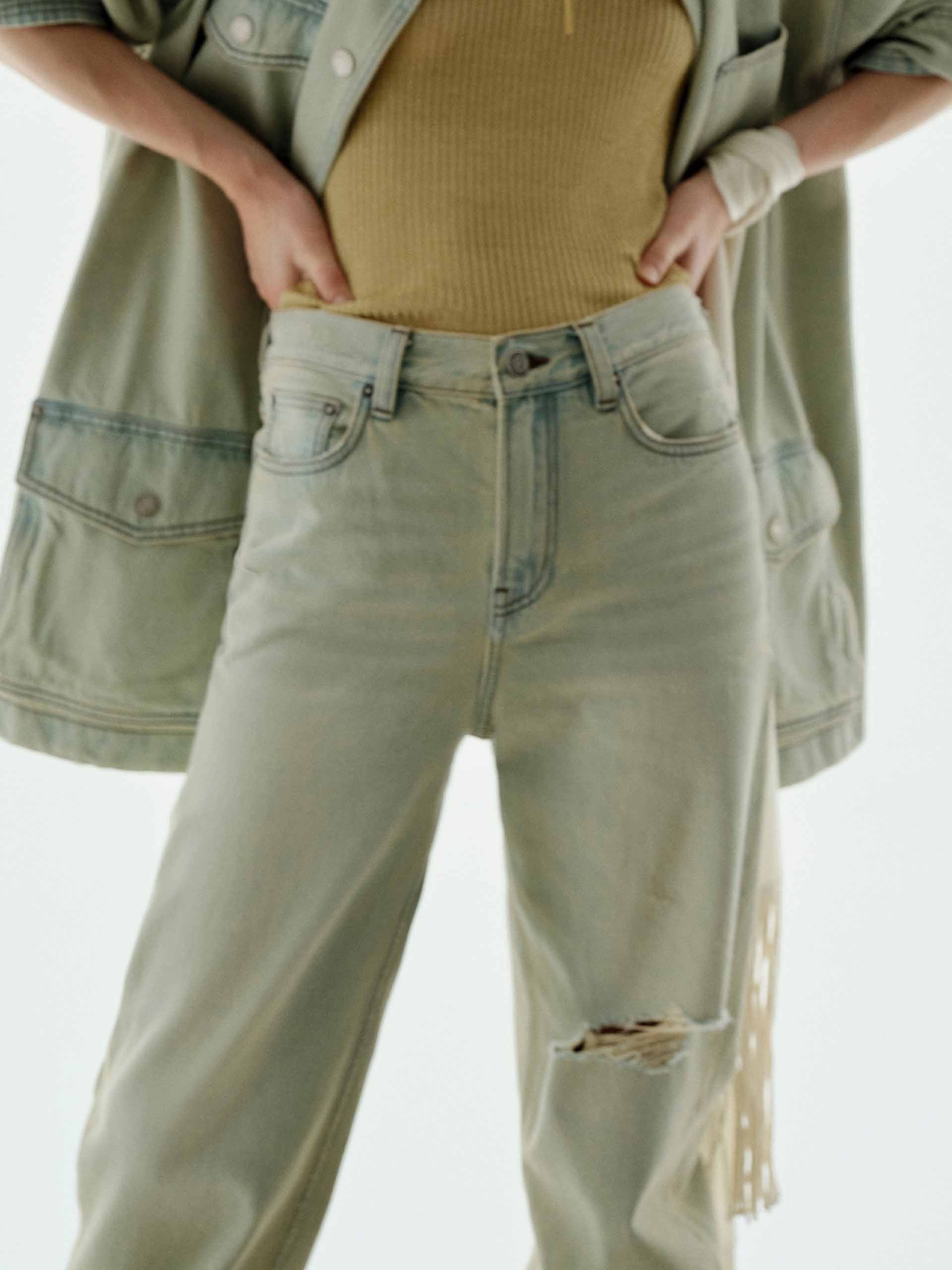 Ripped Light Blue Jeans - Image 7