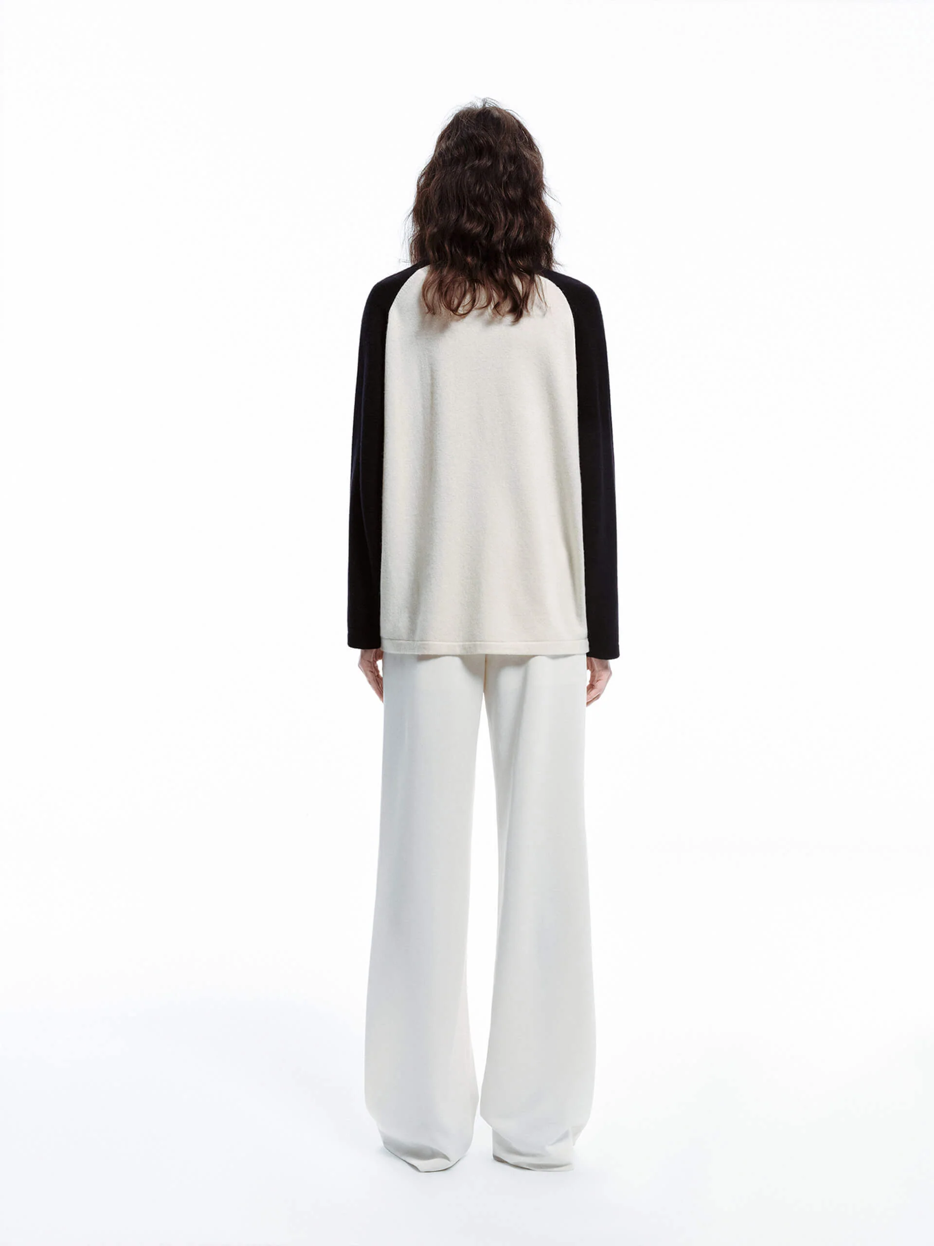 Rose Pattern Wool Sweater - Image 3