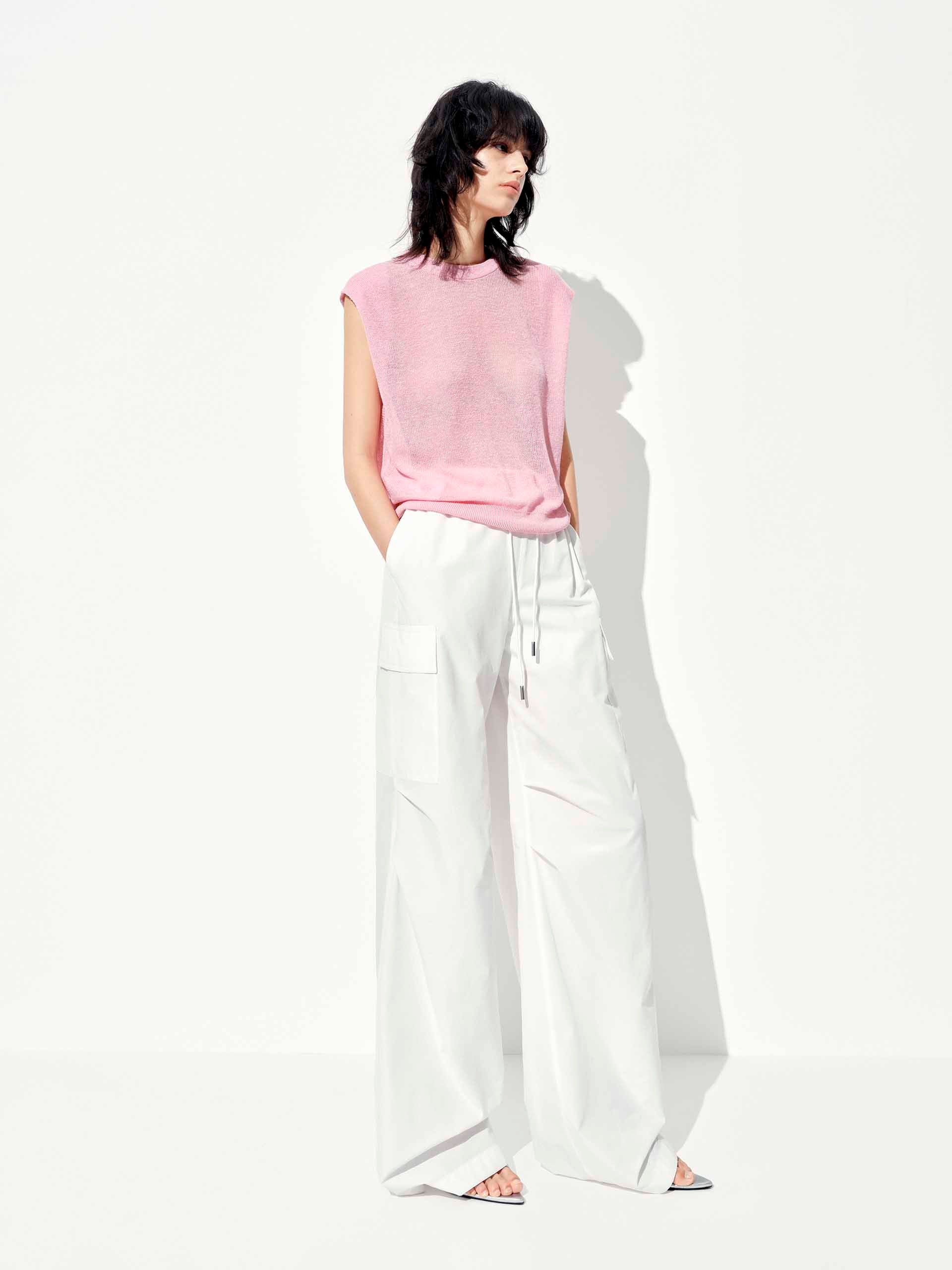 Round Neck Sleeveless Top - Image 10