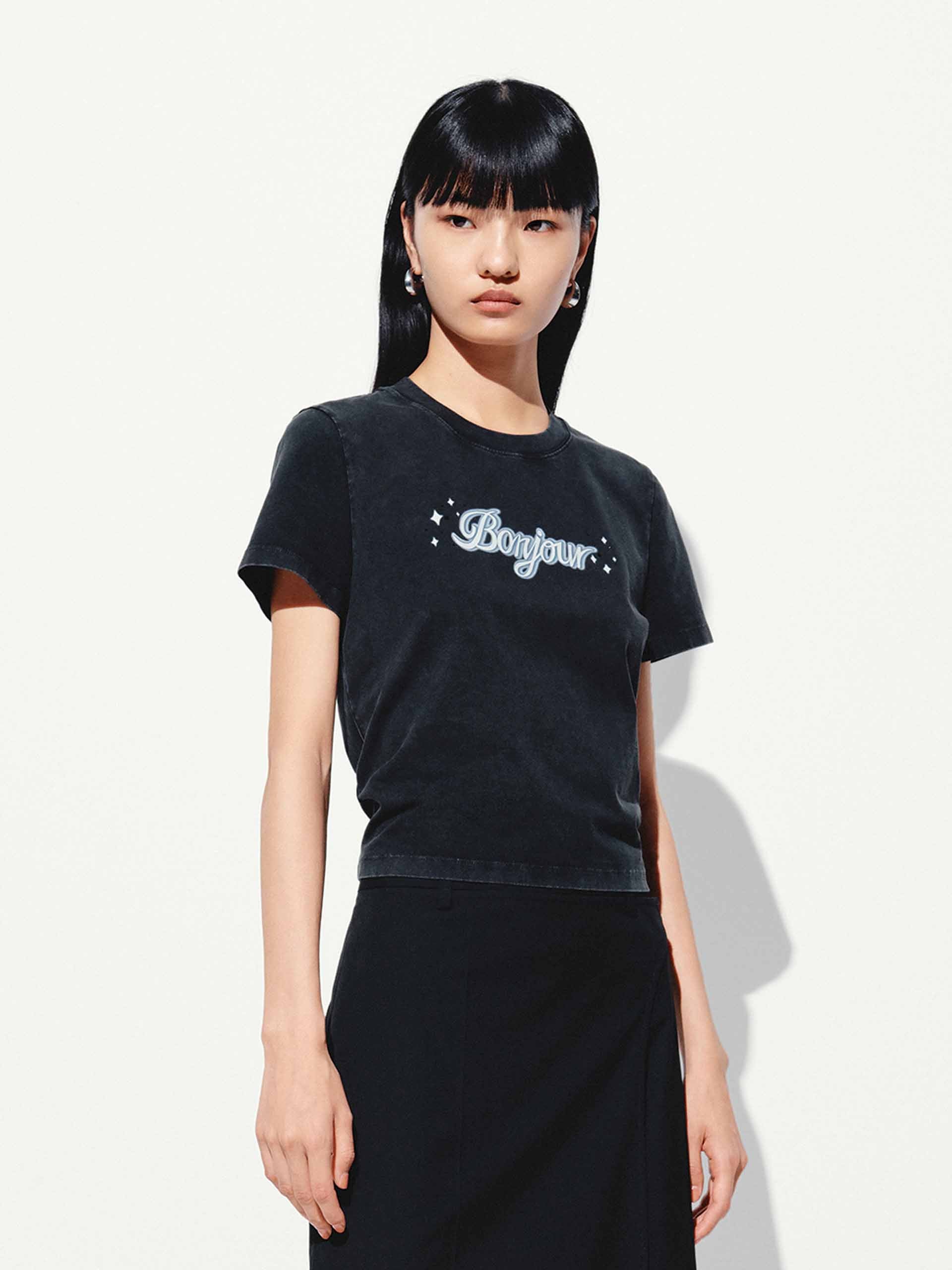 Round Neck Slim Fit T-shirt - Image 8