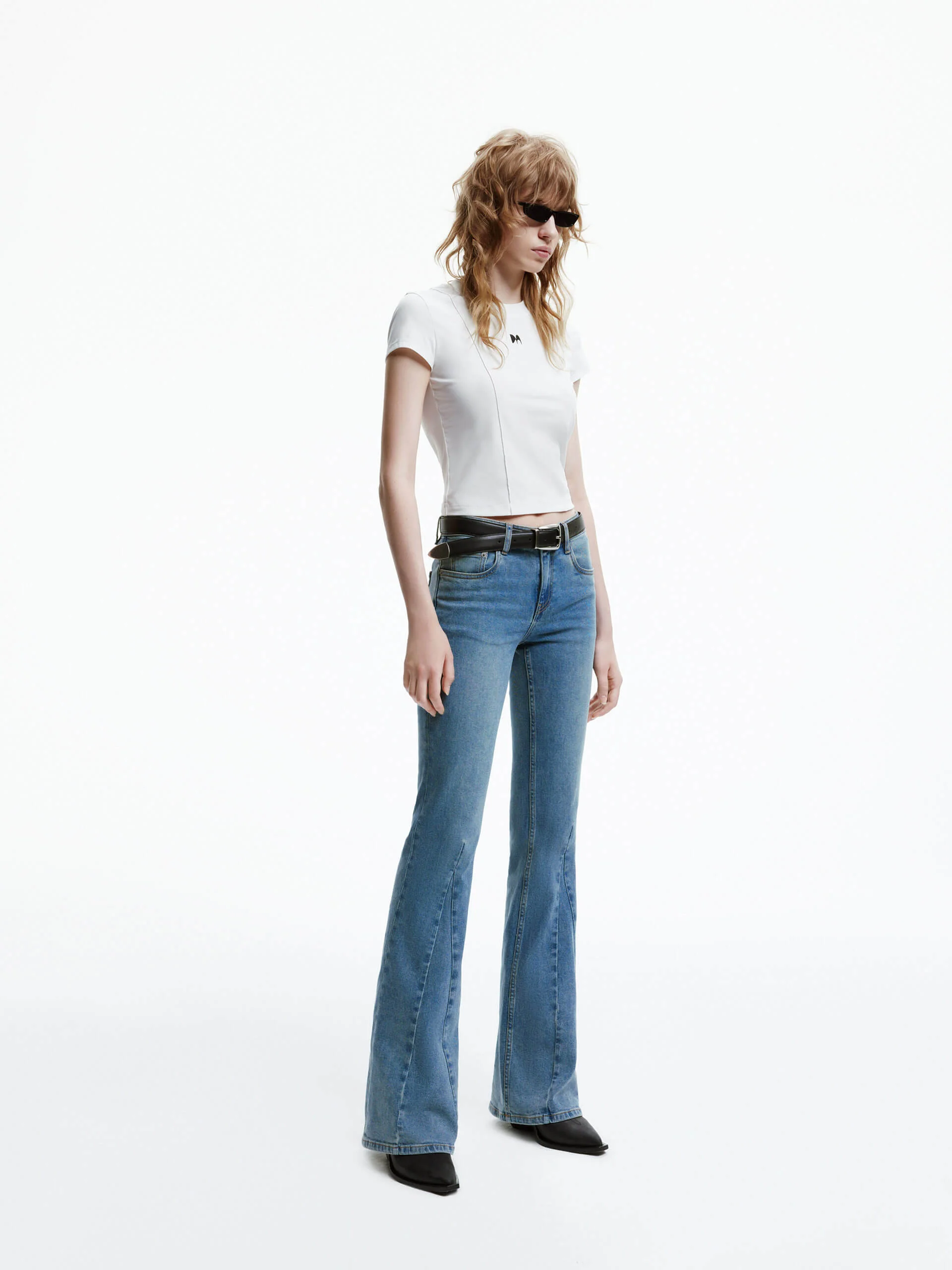 Seams Detail Cropped T-shirt - Image 14