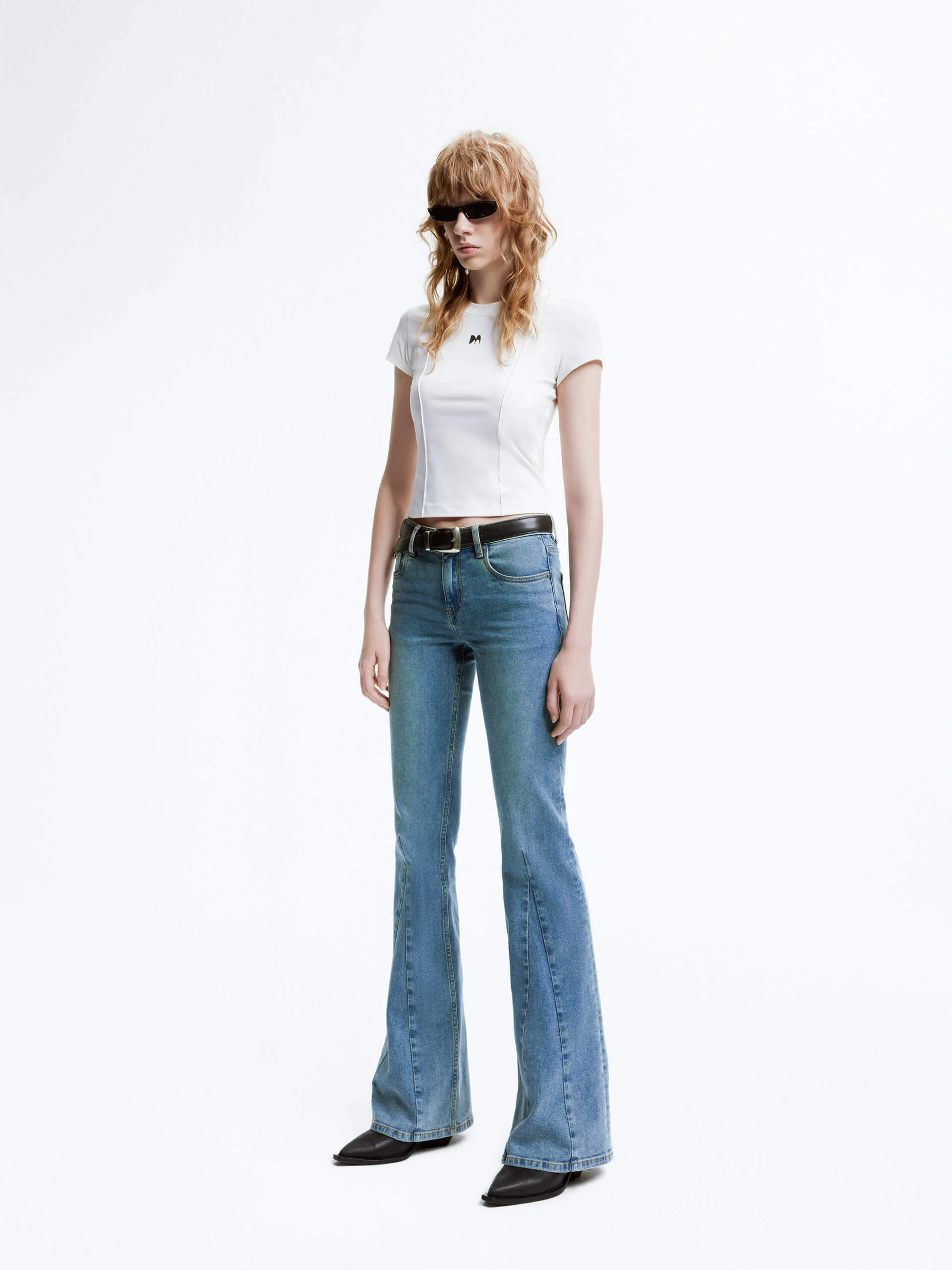 Seams Detail Cropped T-shirt - Image 17