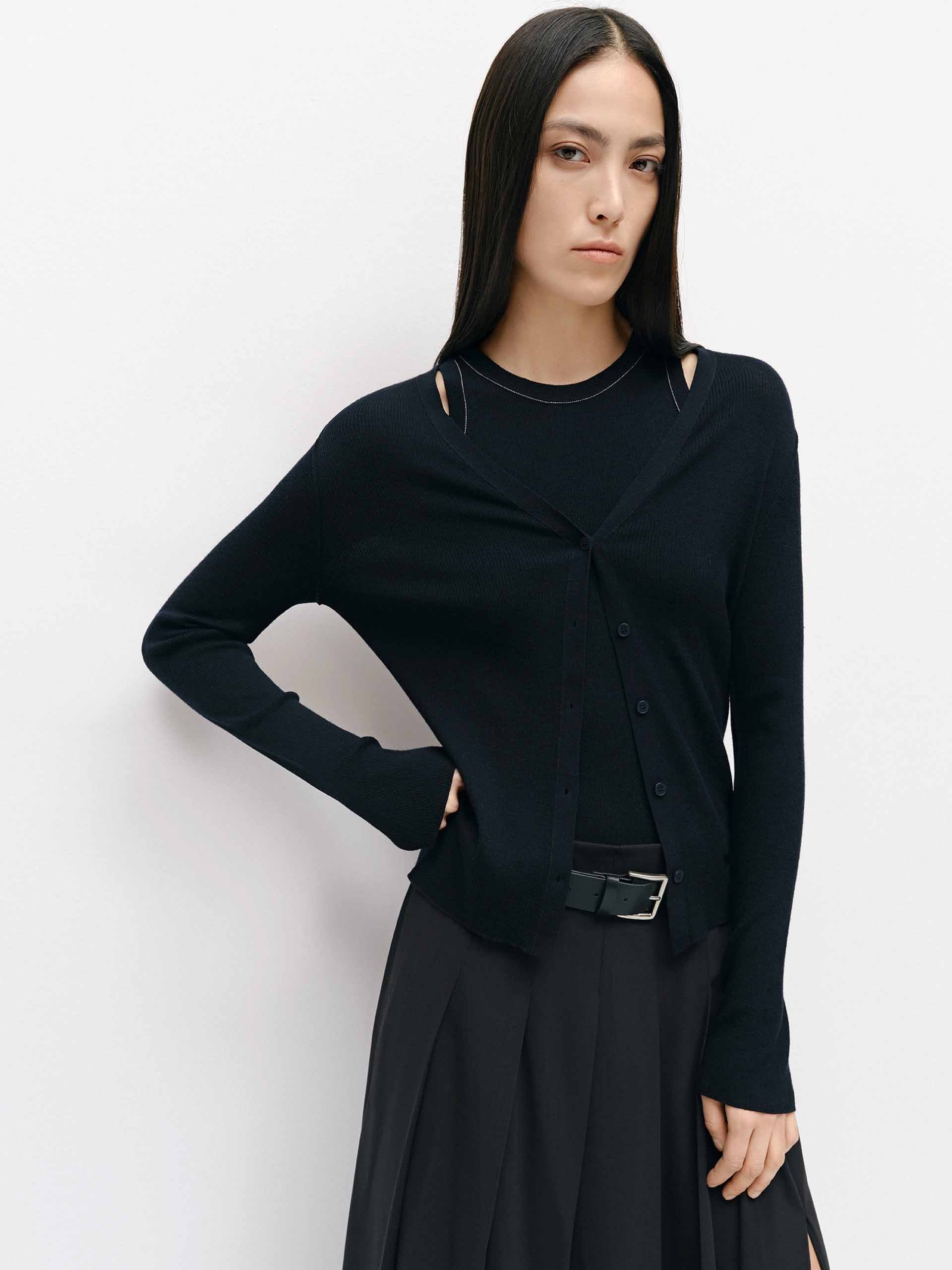 Seams Detail Wool Knit Top - Image 9