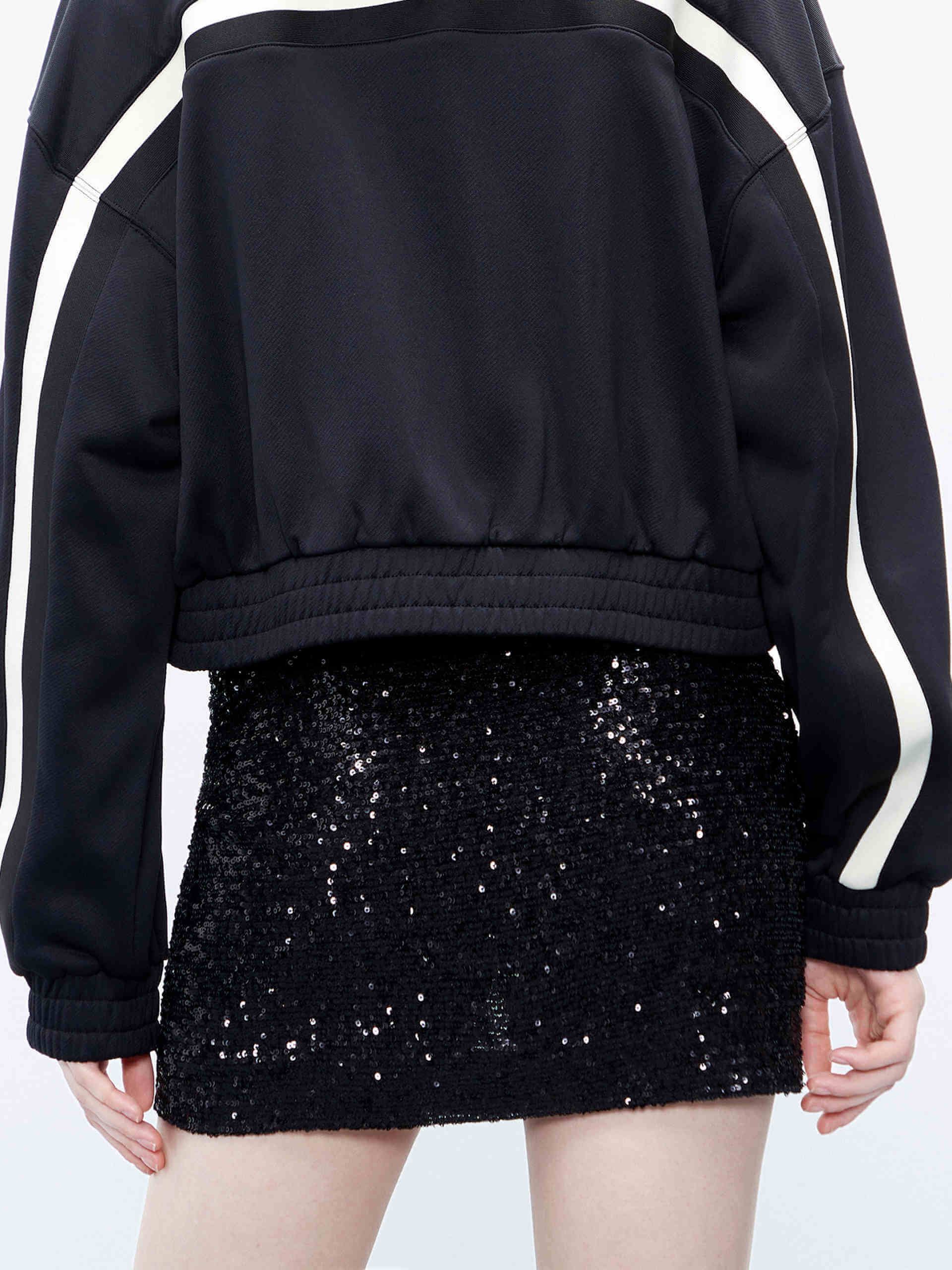Sequin Detail Mini Skirt - Image 9