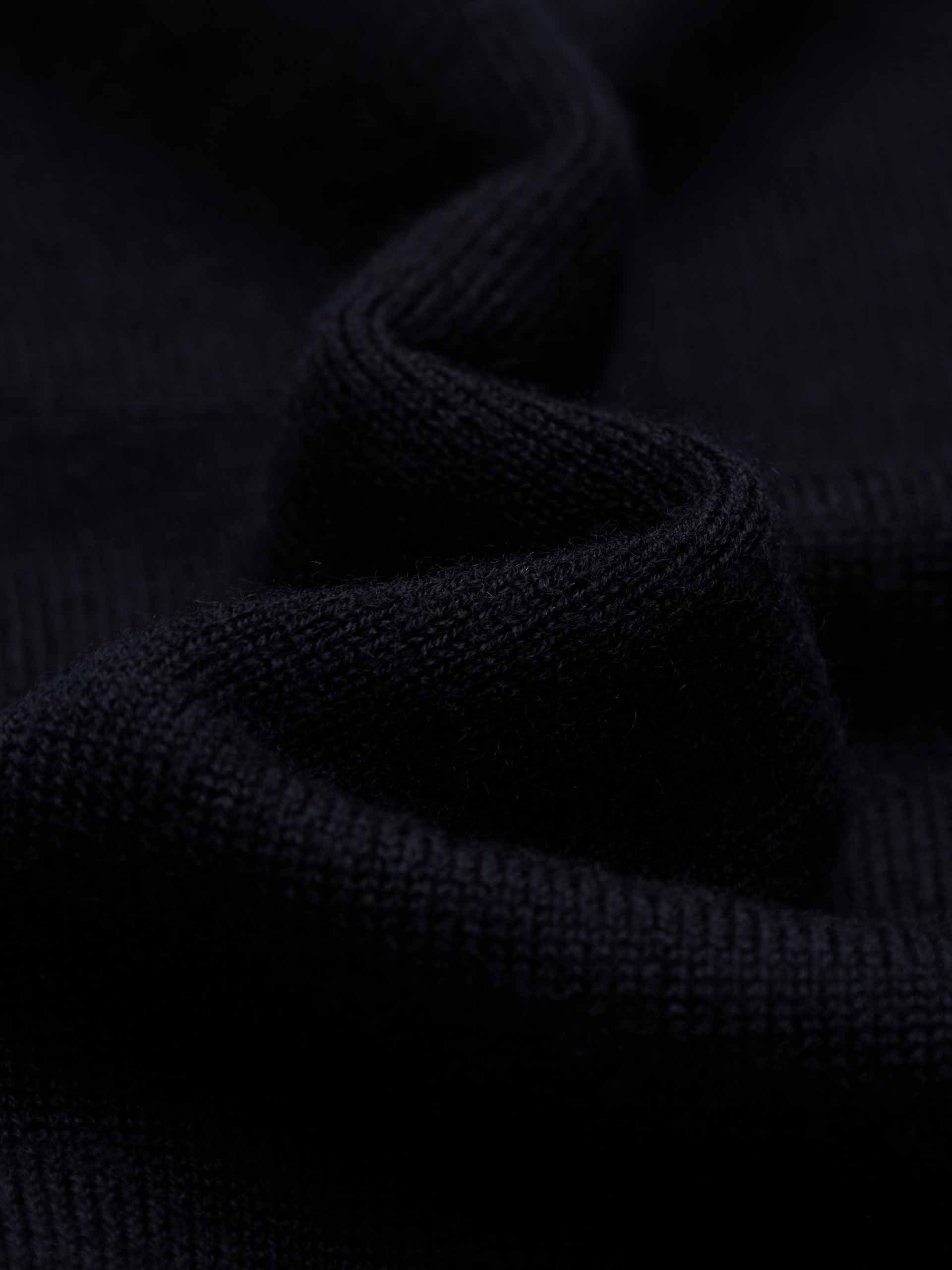 Short Sleeve Wool Top - Image 10
