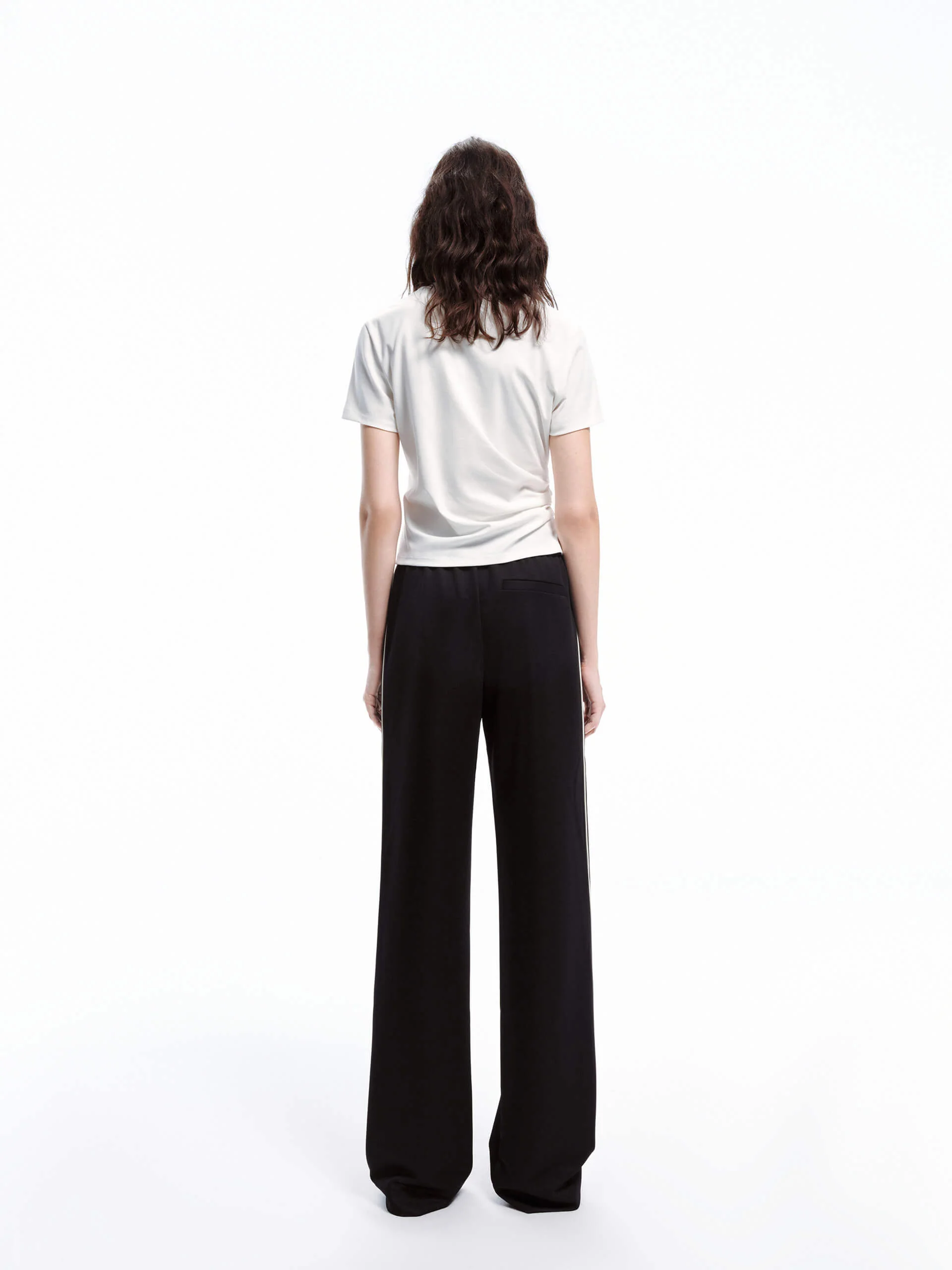 Side Pleated Fitted T-shirt - Image 4