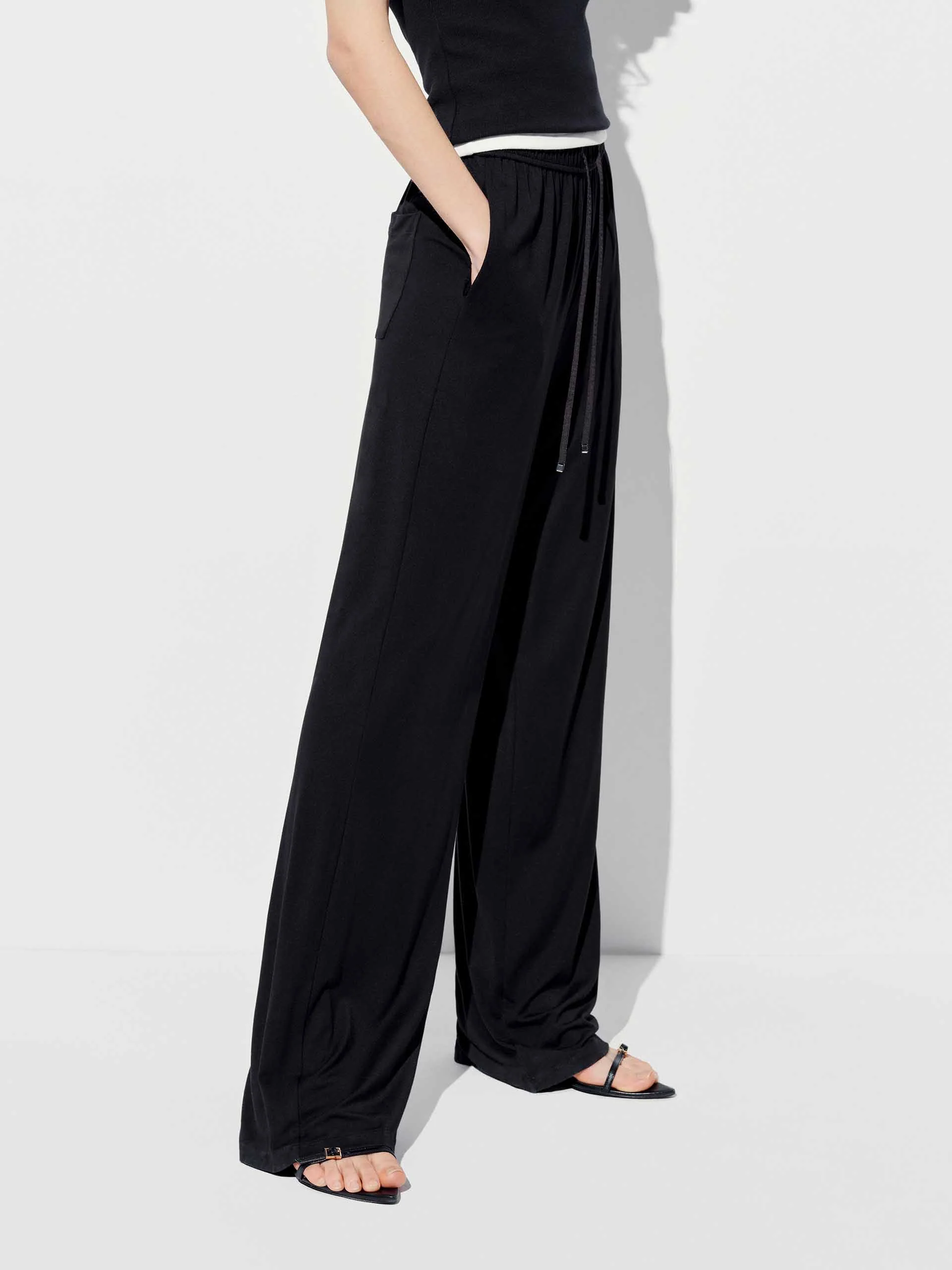 Side Pockets Drawstring Trousers - Image 3