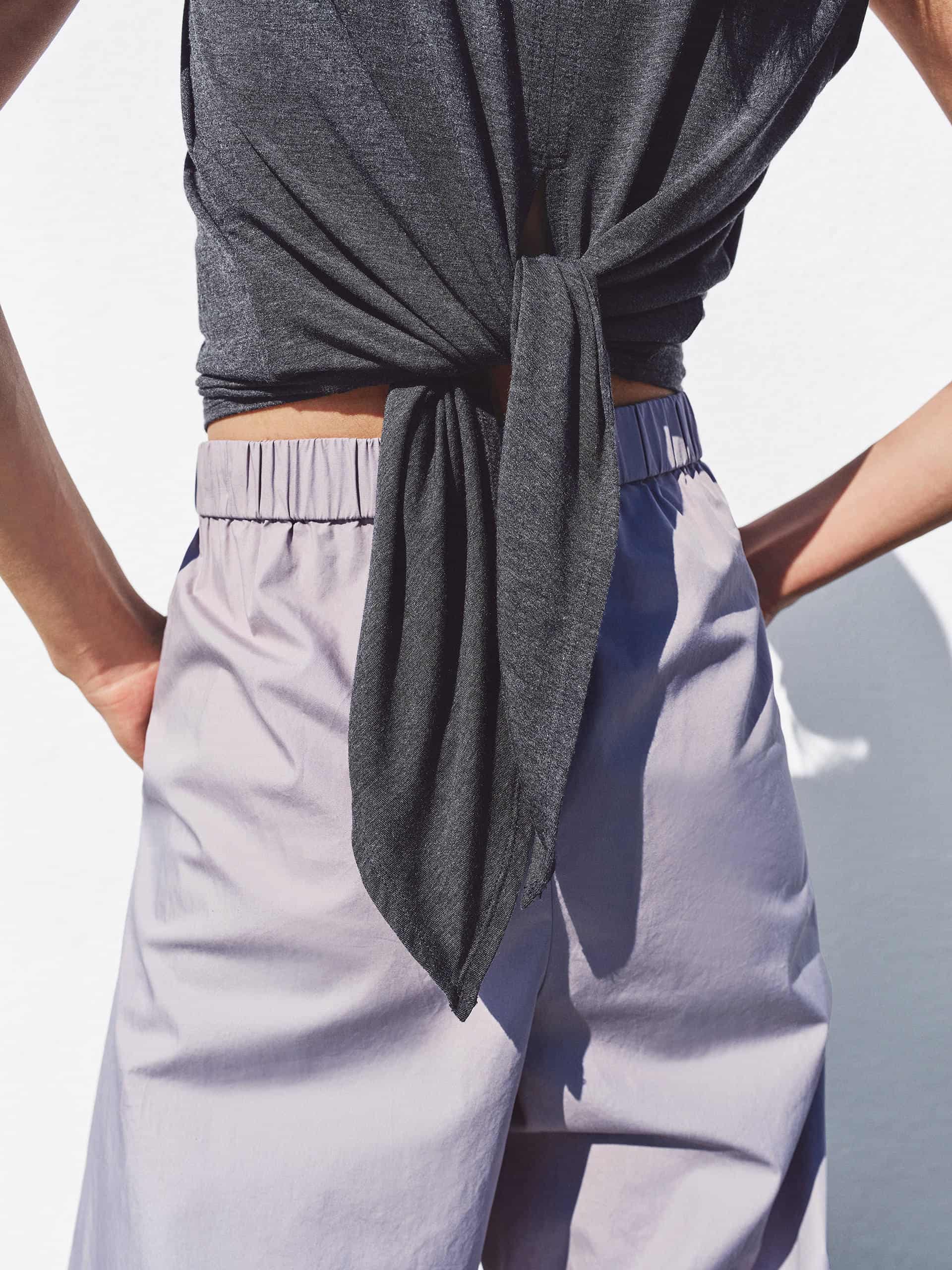Sleeveless Back Tie Top - Image 8