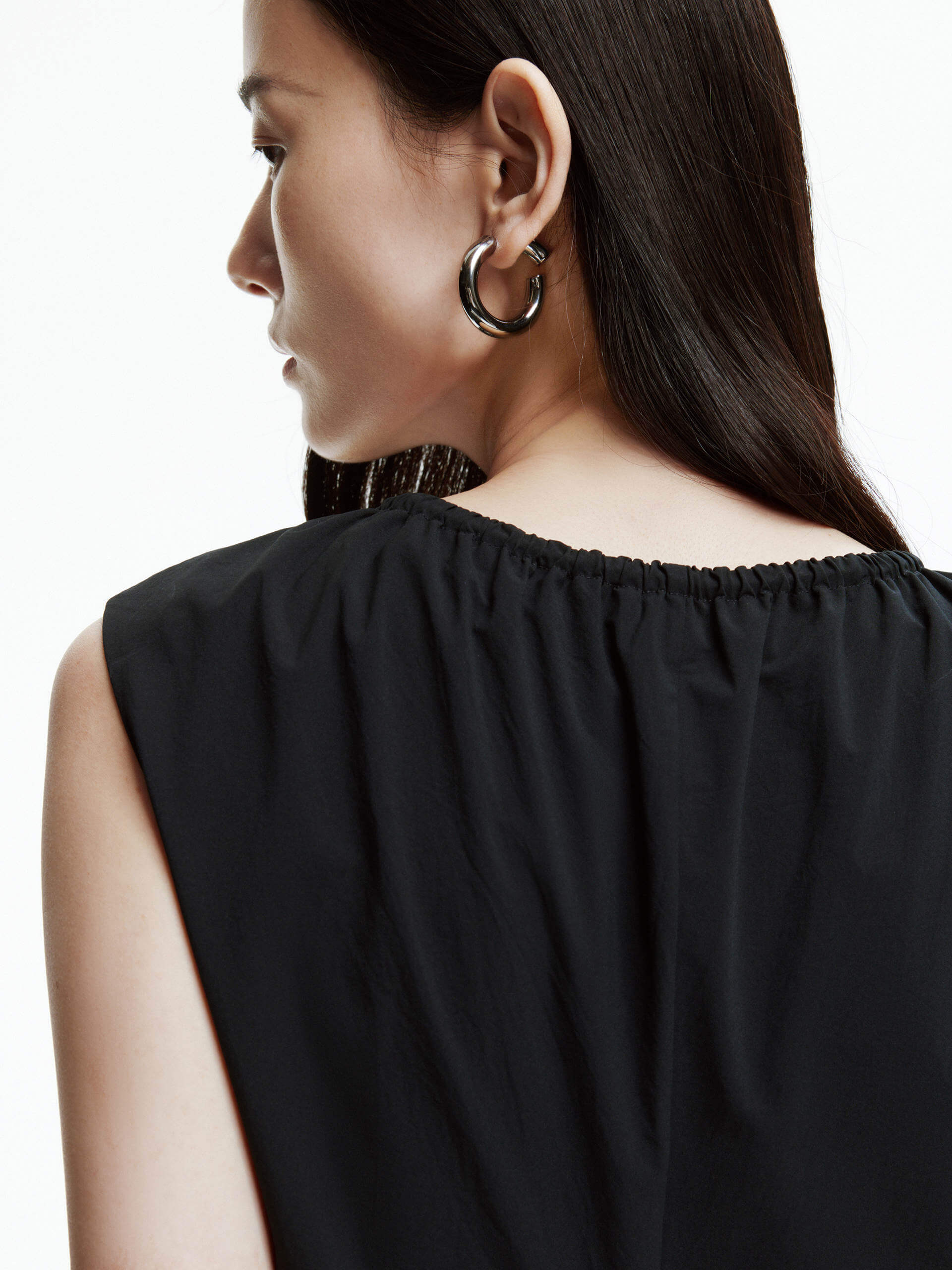 Sleeveless Pleated Detail Dress - Image 6
