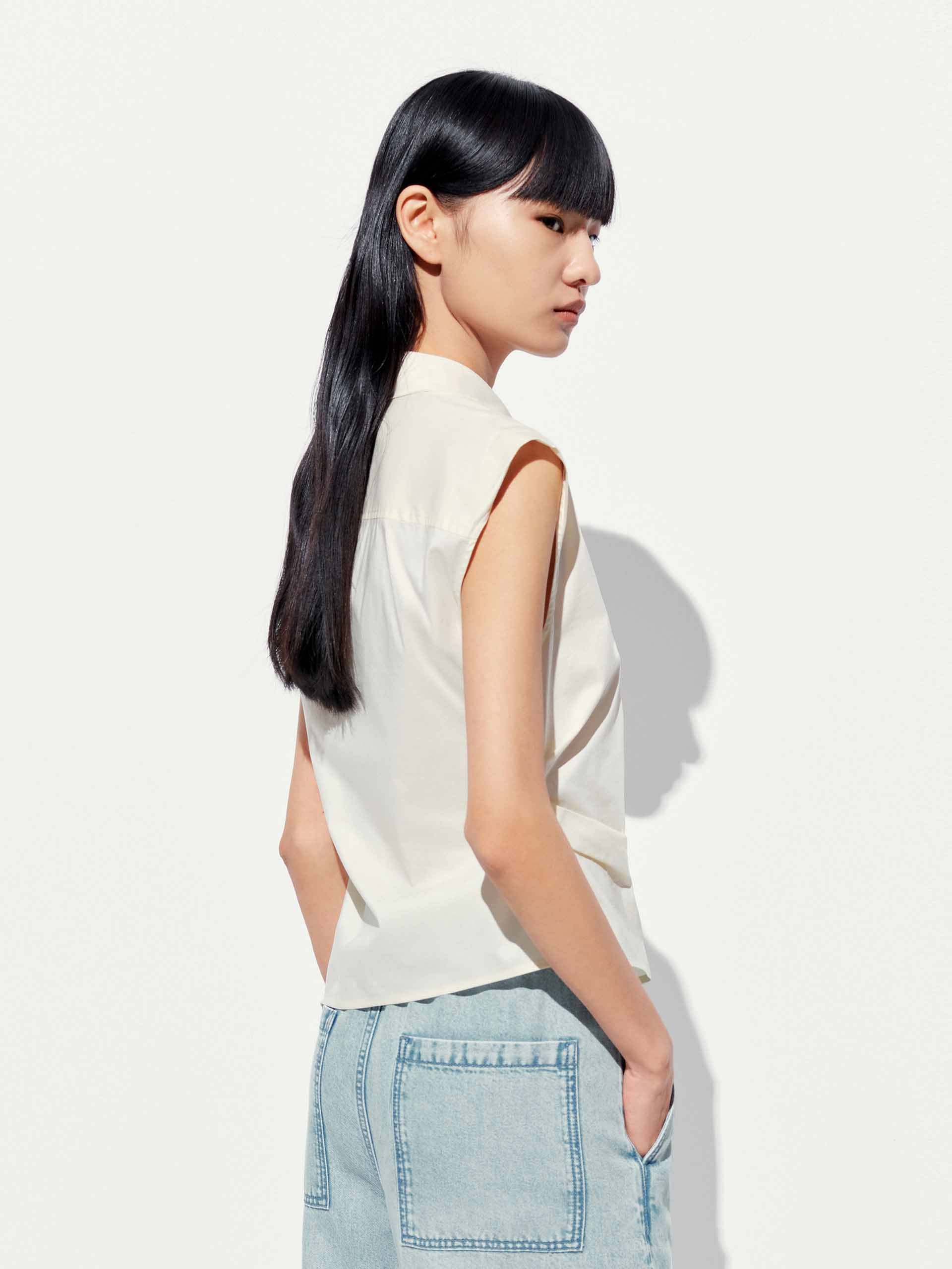 Sleeveless Slanted Placket Blouse - Image 14