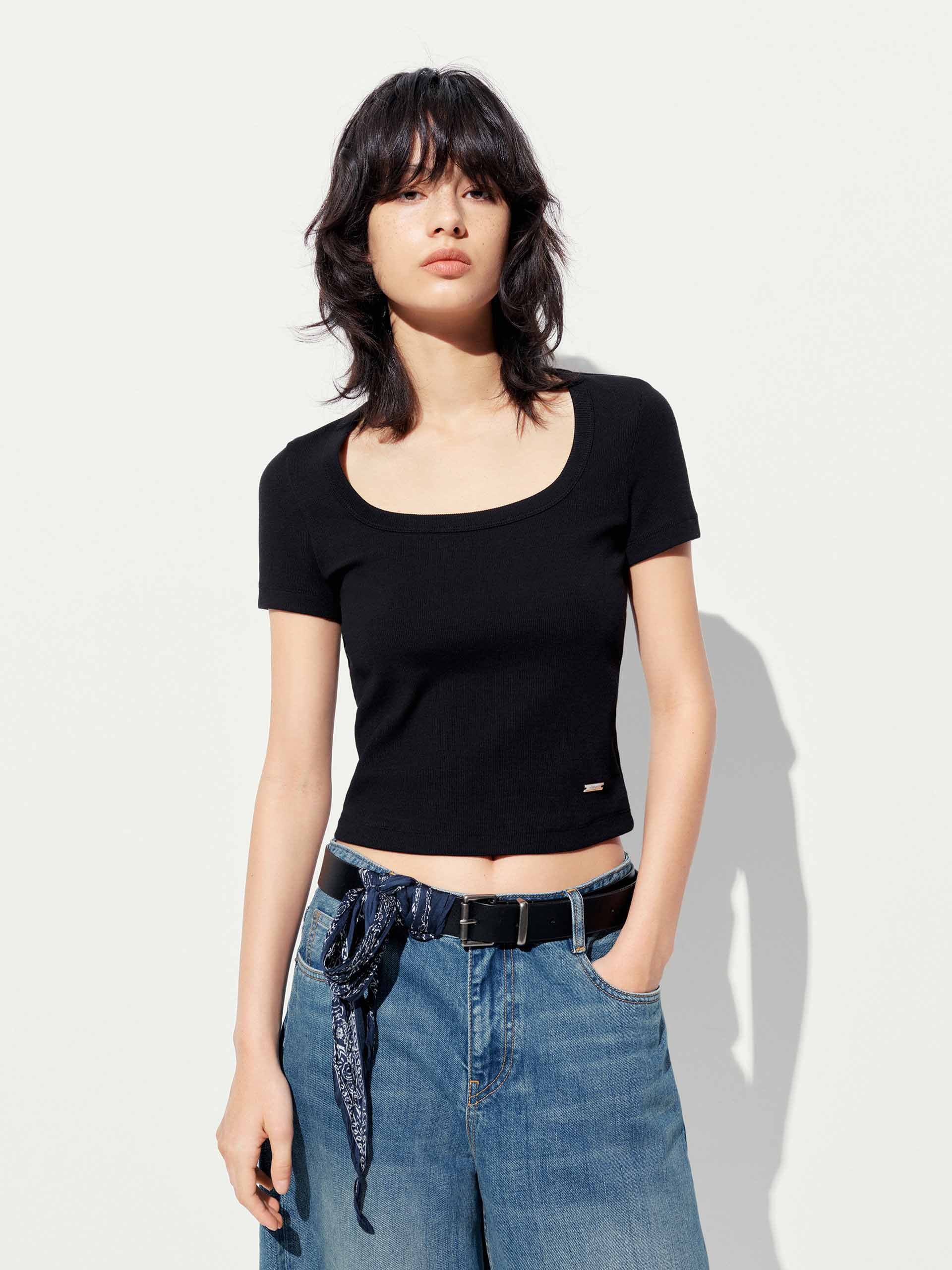 Slim Fit Square Collar T-shirt - Image 8
