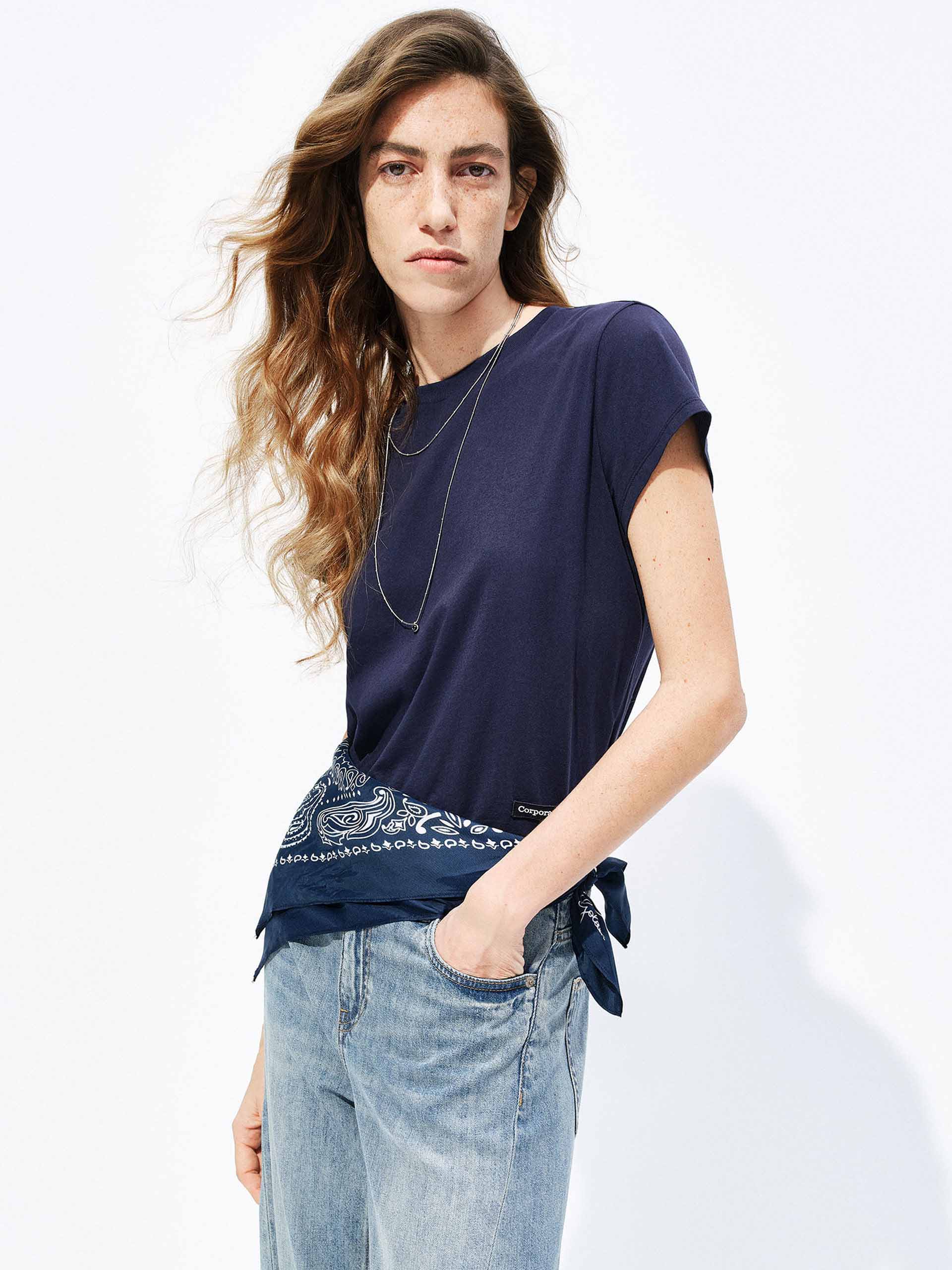 Soft Cotton Basic T-shirt - Image 14